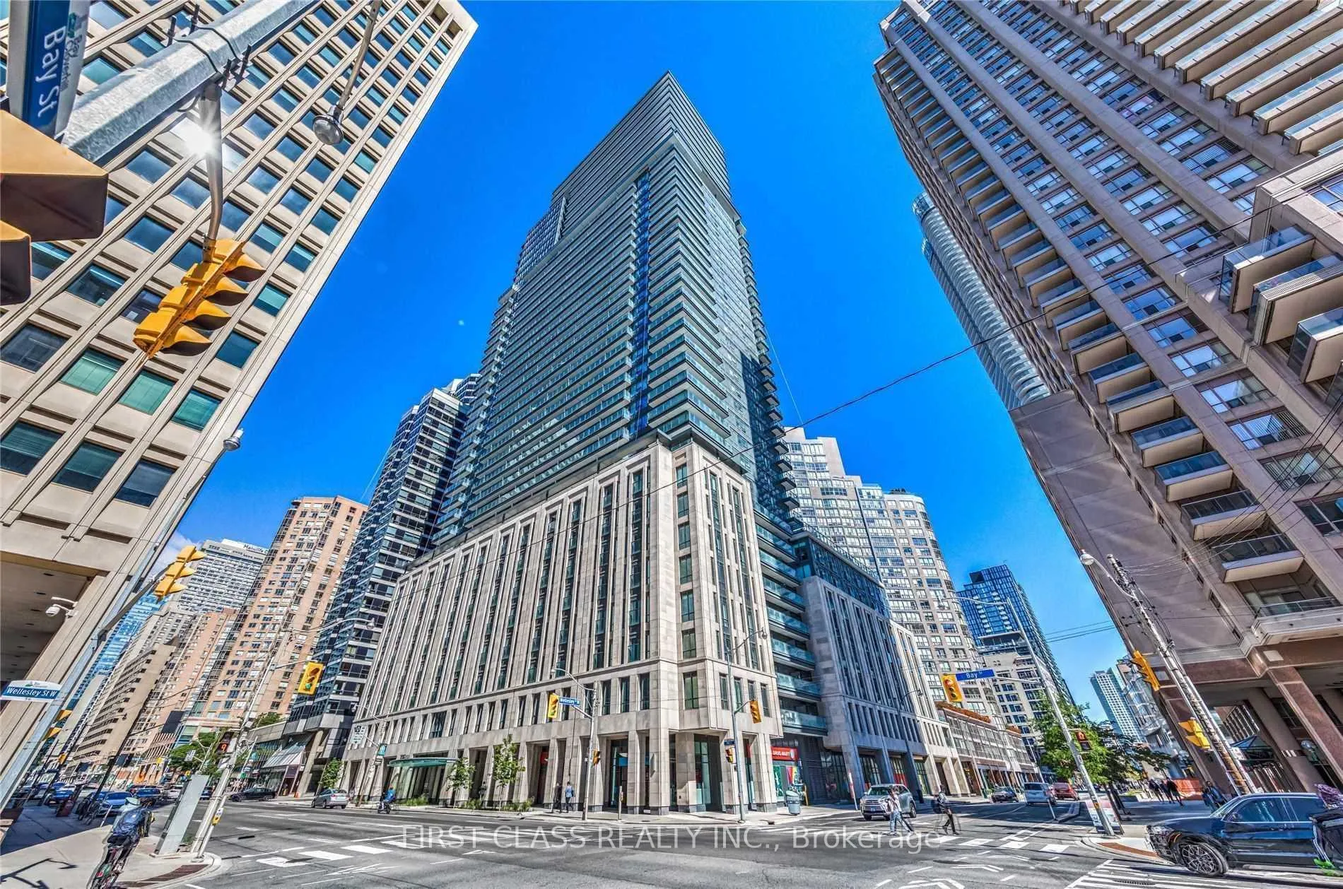 Front of Unit 1303, 955 Bay Street