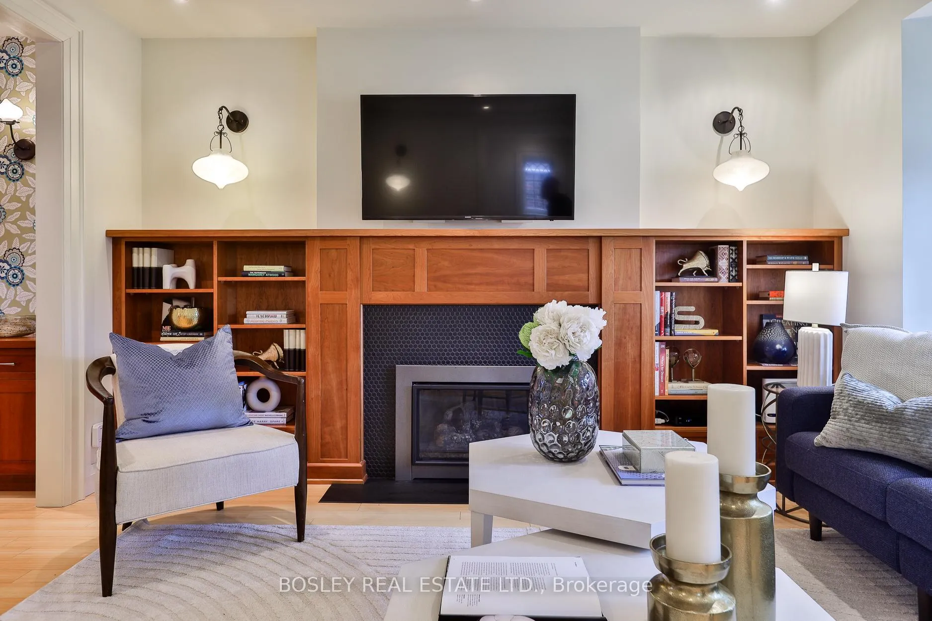 Photo 3 of 164 Hanna Road, Toronto, Leaside — HOMEH