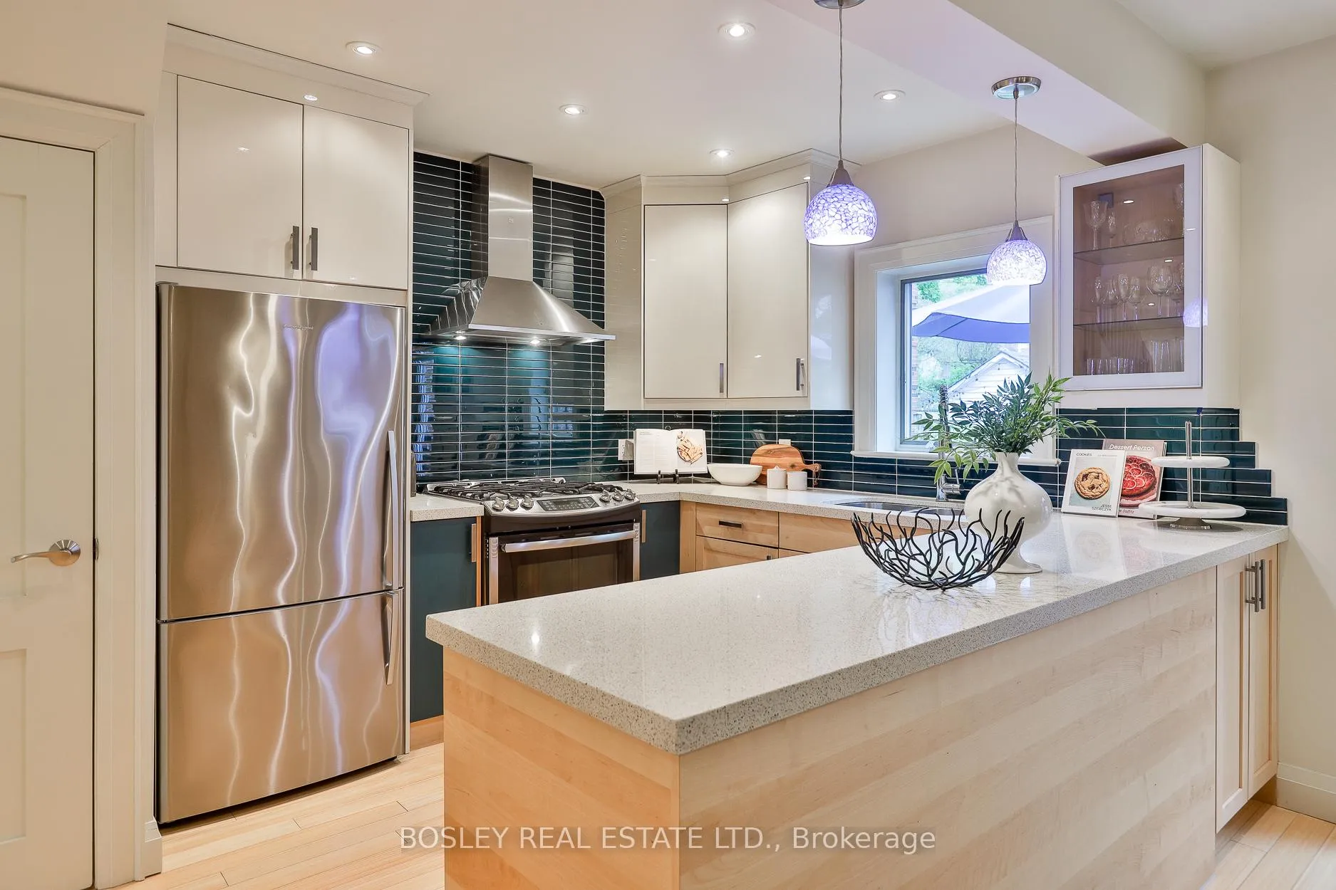 Photo 13 of 164 Hanna Road, Toronto, Leaside — HOMEH