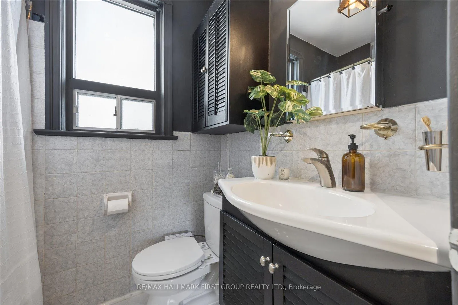 Photo 22 of 31 Machockie Road, Toronto, East York — HOMEH