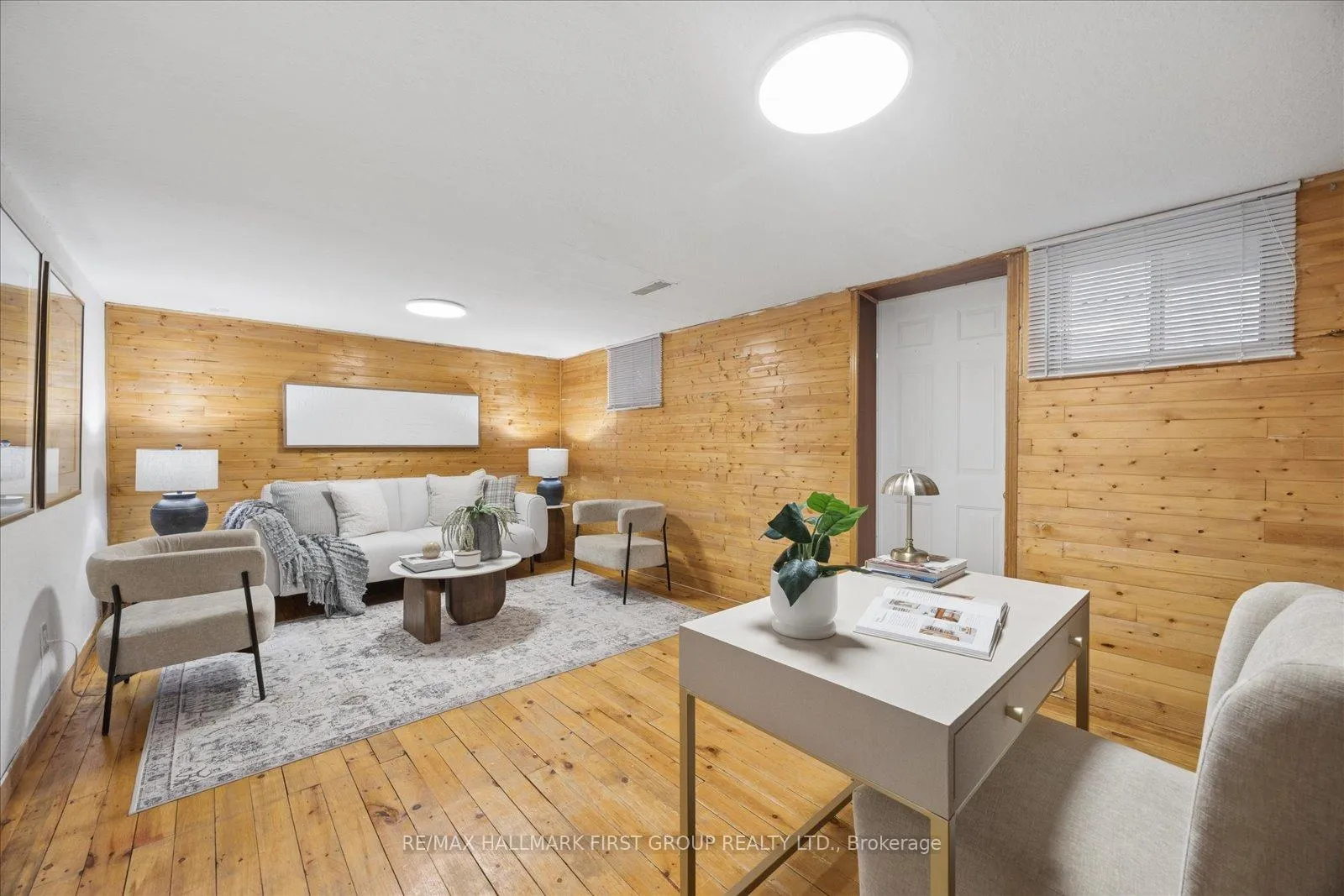 Photo 24 of 31 Machockie Road, Toronto, East York — HOMEH