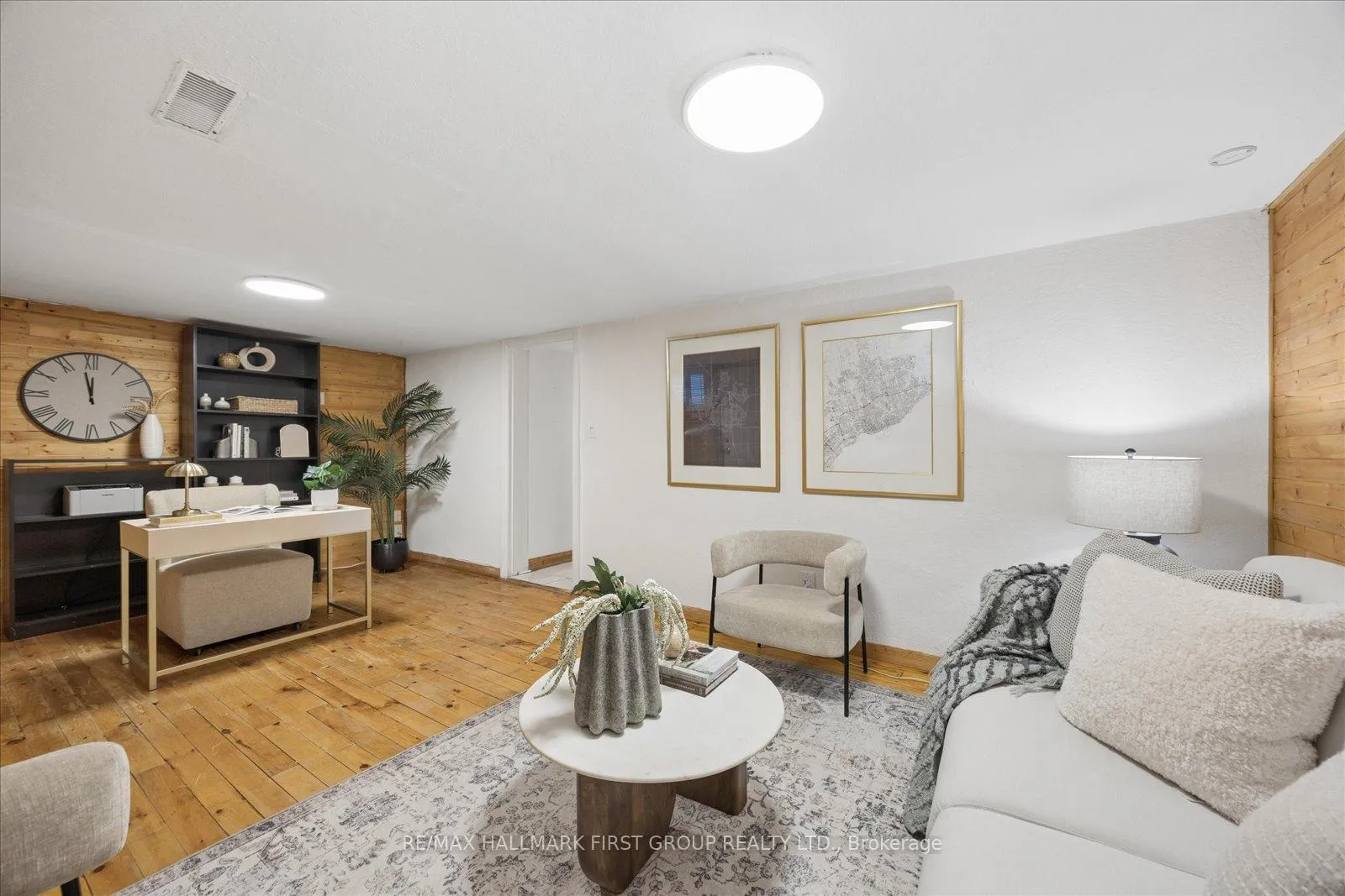 Photo 27 of 31 Machockie Road, Toronto, East York — HOMEH