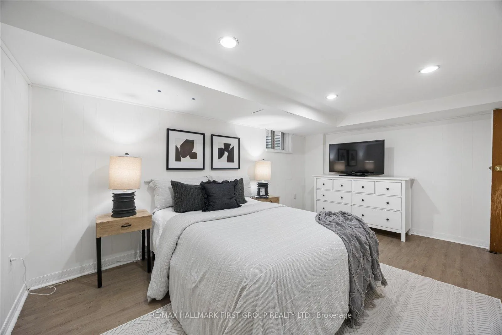 Photo 34 of 31 Machockie Road, Toronto, East York — HOMEH