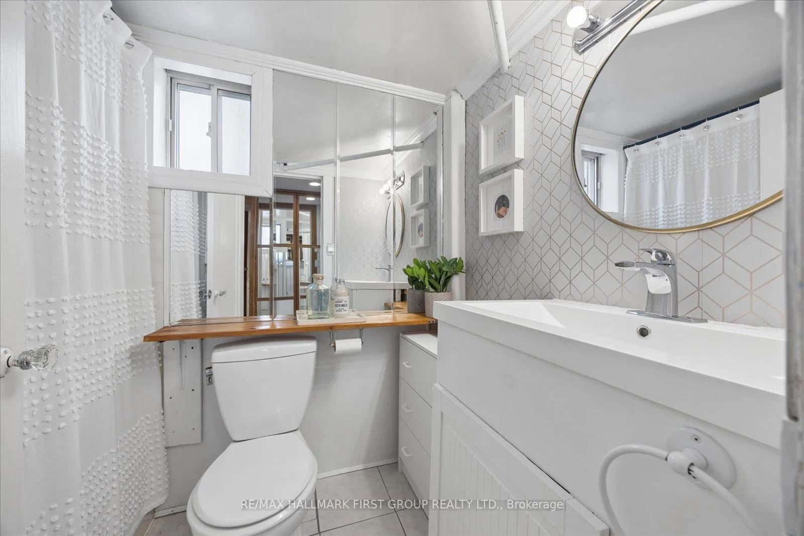Photo 36 of 31 Machockie Road, Toronto, East York — HOMEH