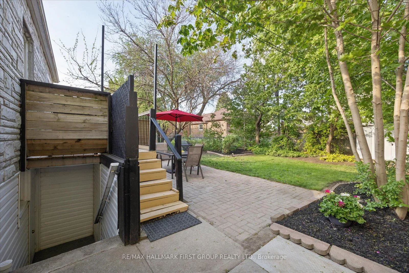 Photo 40 of 31 Machockie Road, Toronto, East York — HOMEH