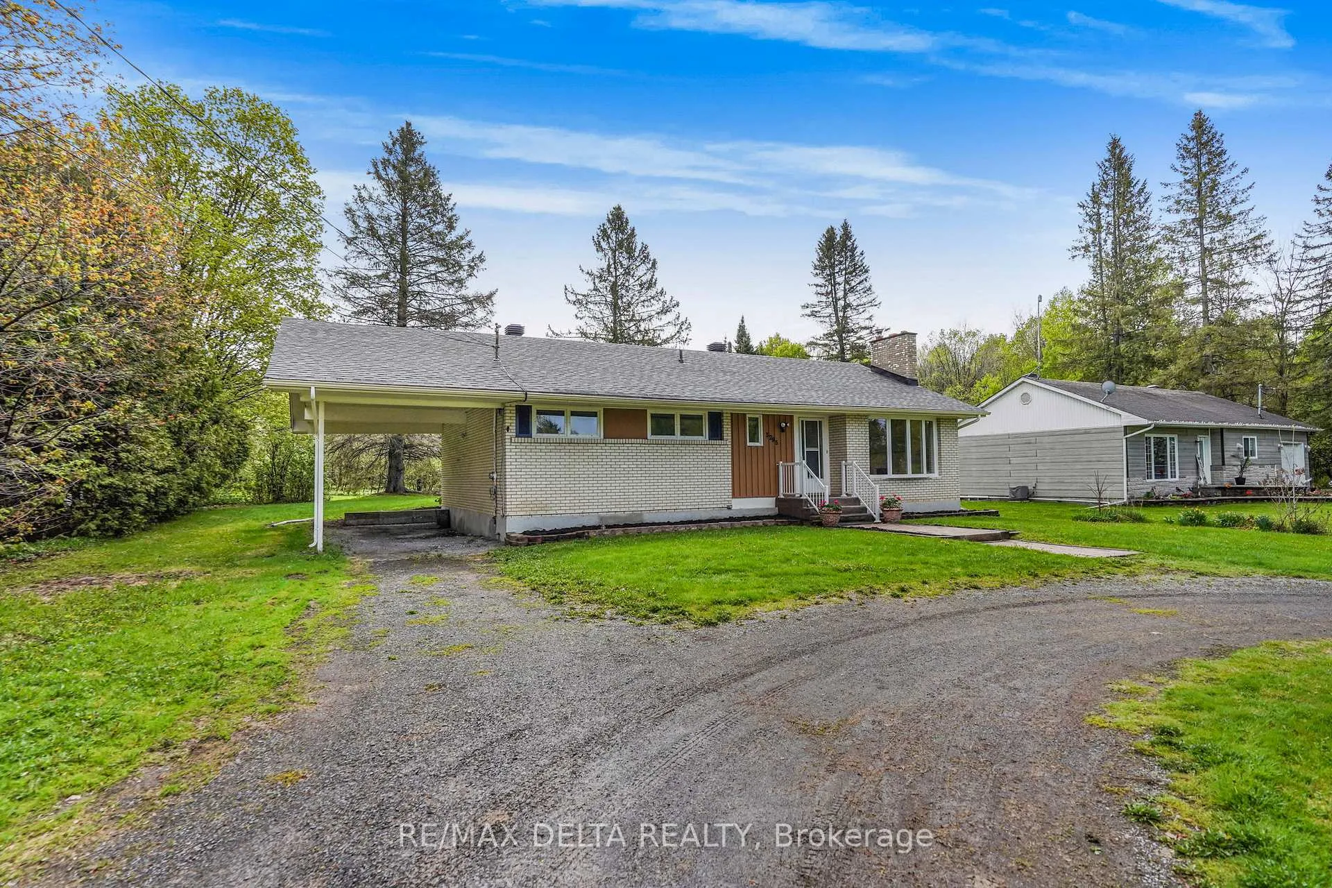 Photo 3 of 3295 Highway 34, Champlain, Champlain Twp — HOMEH