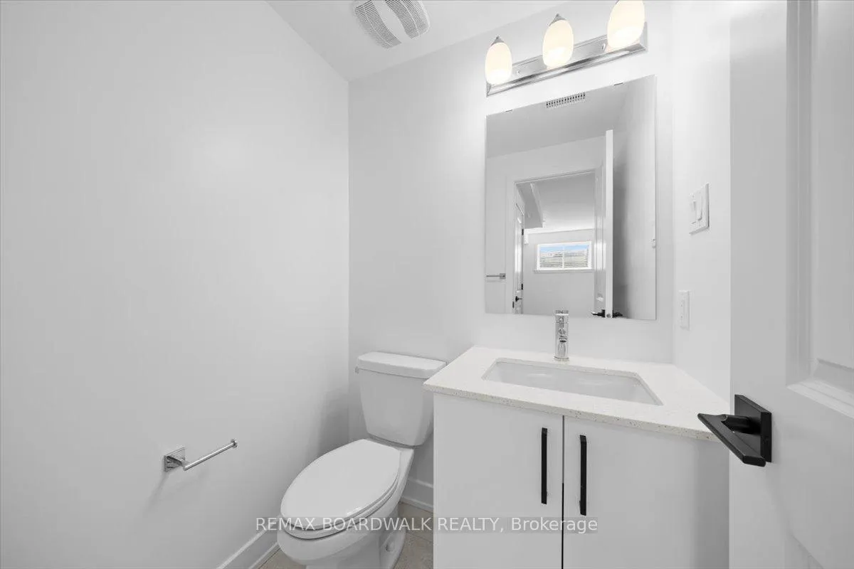 Photo 7 of 141 Shelleright Street, Ottawa, Kanata - Emerald Meadows/Trailwest — HOMEH