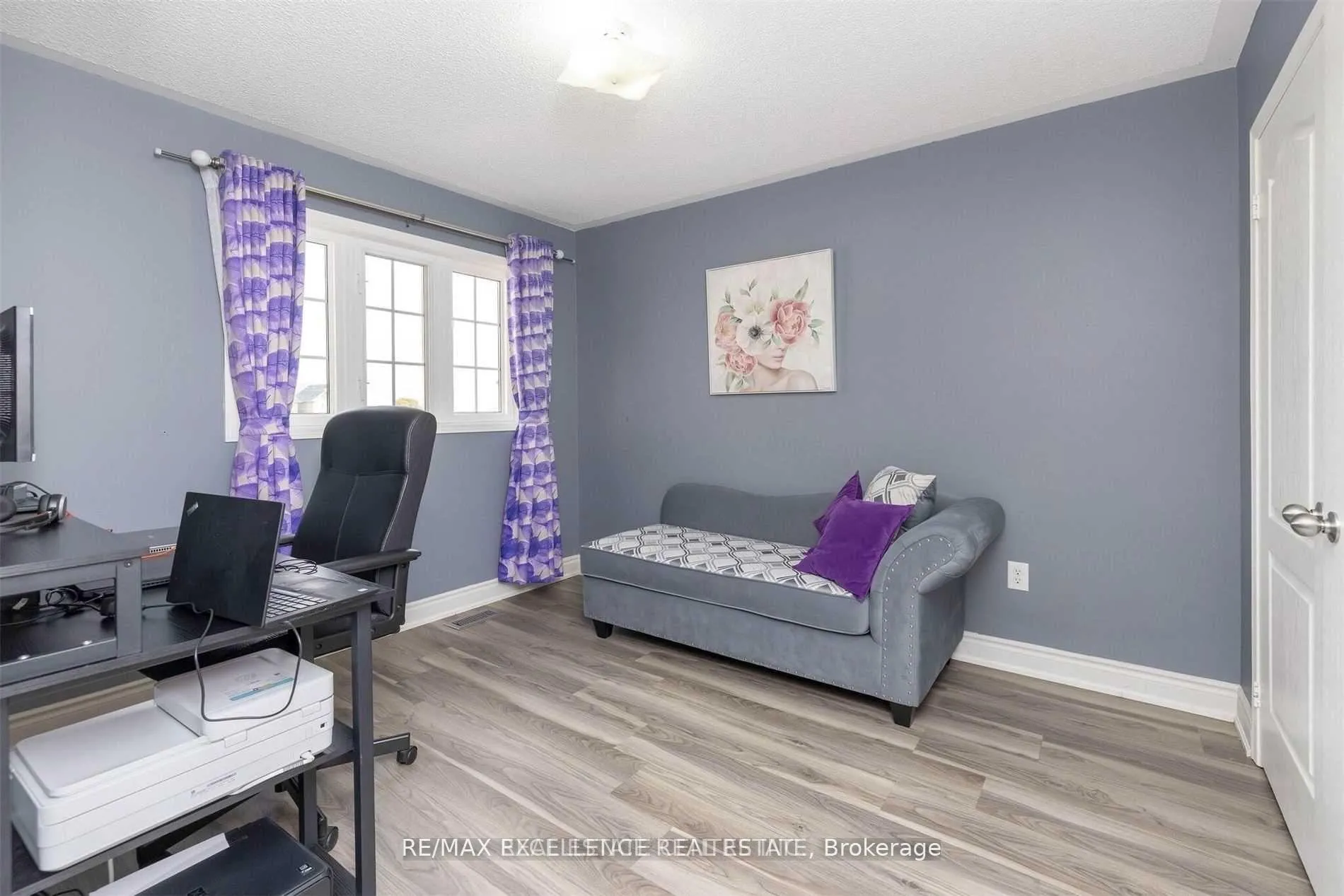 Photo 19 of 34 Snowberry Crescent S, Halton Hills, Georgetown — HOMEH