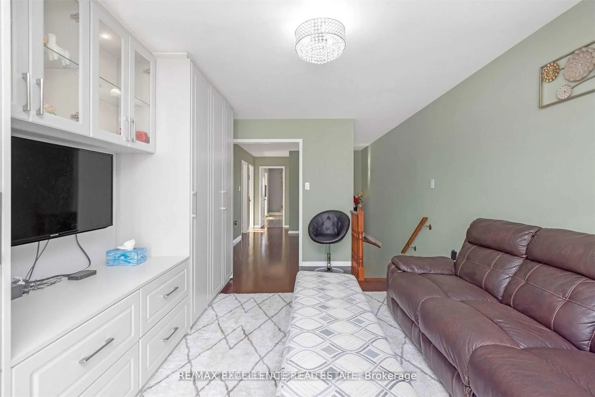 Photo 20 of 34 Snowberry Crescent S, Halton Hills, Georgetown — HOMEH