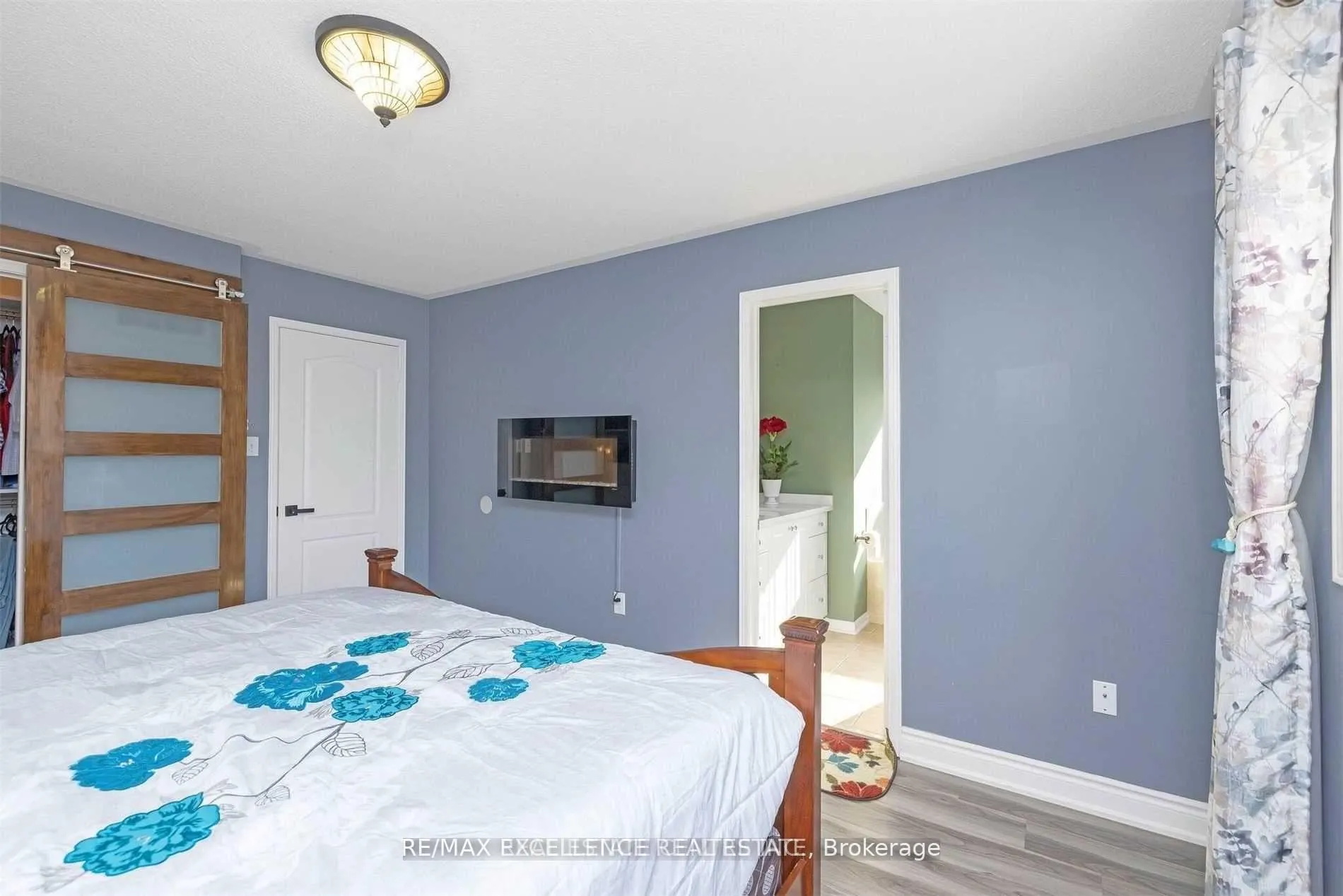 Photo 22 of 34 Snowberry Crescent S, Halton Hills, Georgetown — HOMEH