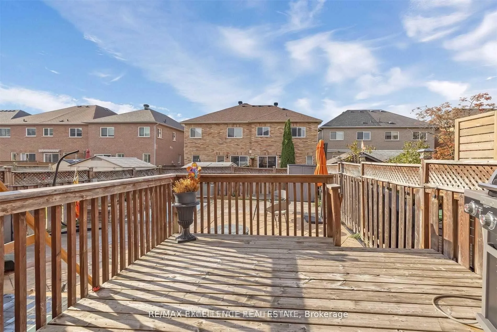 Photo 24 of 34 Snowberry Crescent S, Halton Hills, Georgetown — HOMEH