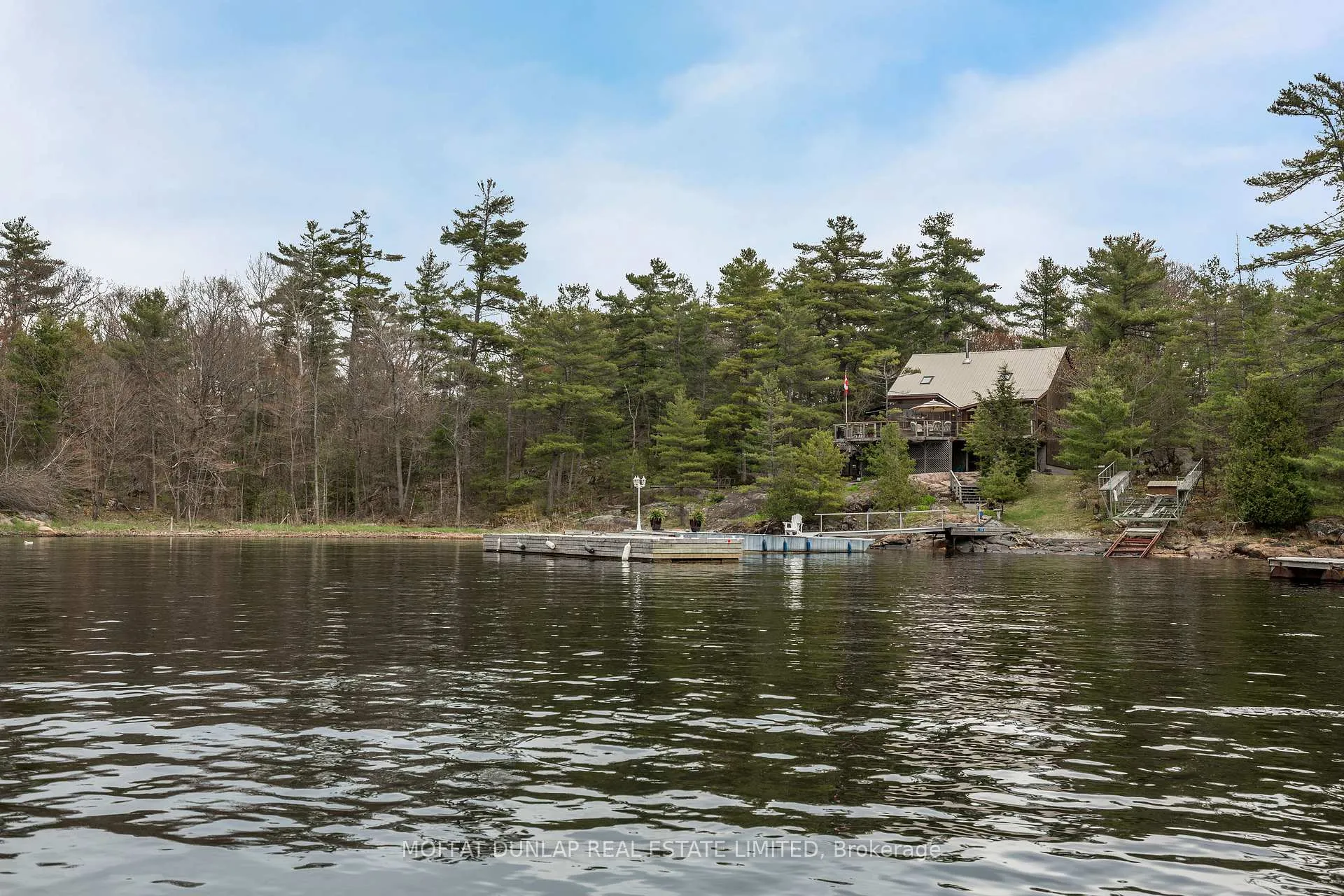 Photo 2 of 3940 Is 820 Georgn Byway, Georgian Bay, Baxter — HOMEH