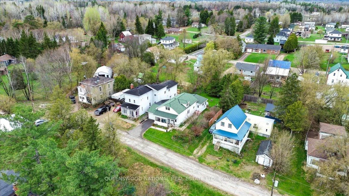 Photo 33 of 26 North Street, Killaloe, Hagarty and Richards, Killaloe/Round Lake — HOMEH