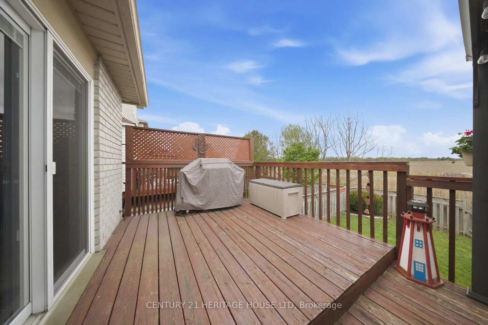 Photo 26 of 37 Anastasia Crescent, Brantford, Lynden Hills — HOMEH