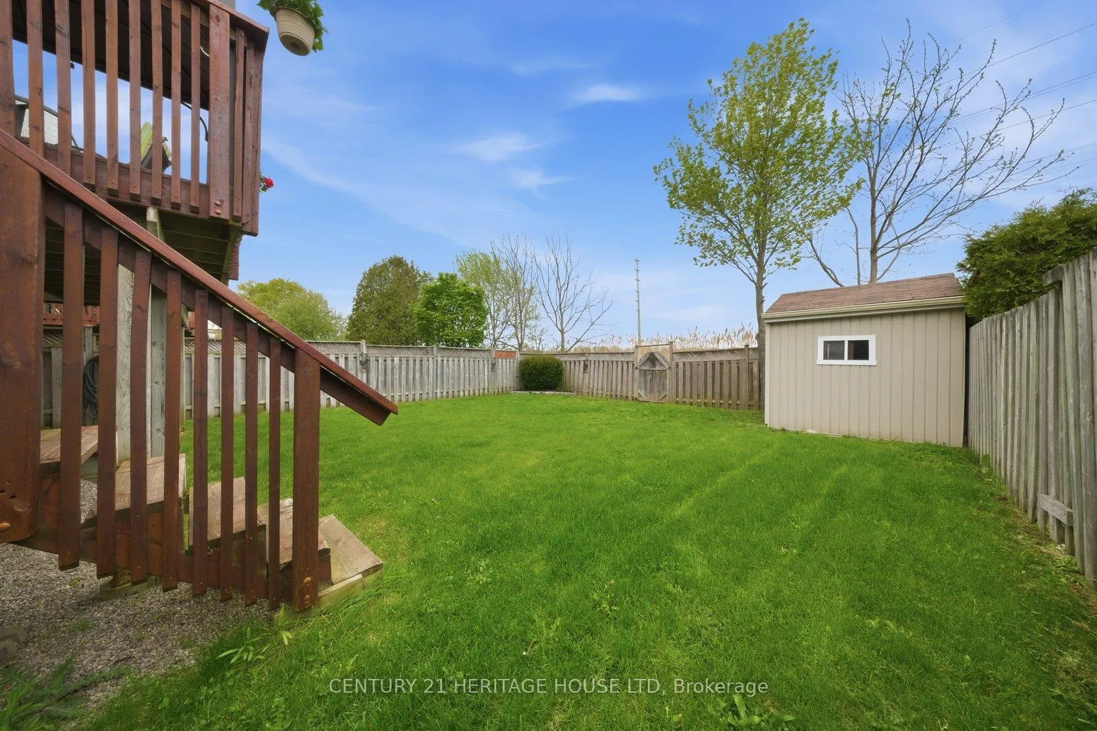 Photo 29 of 37 Anastasia Crescent, Brantford, Lynden Hills — HOMEH