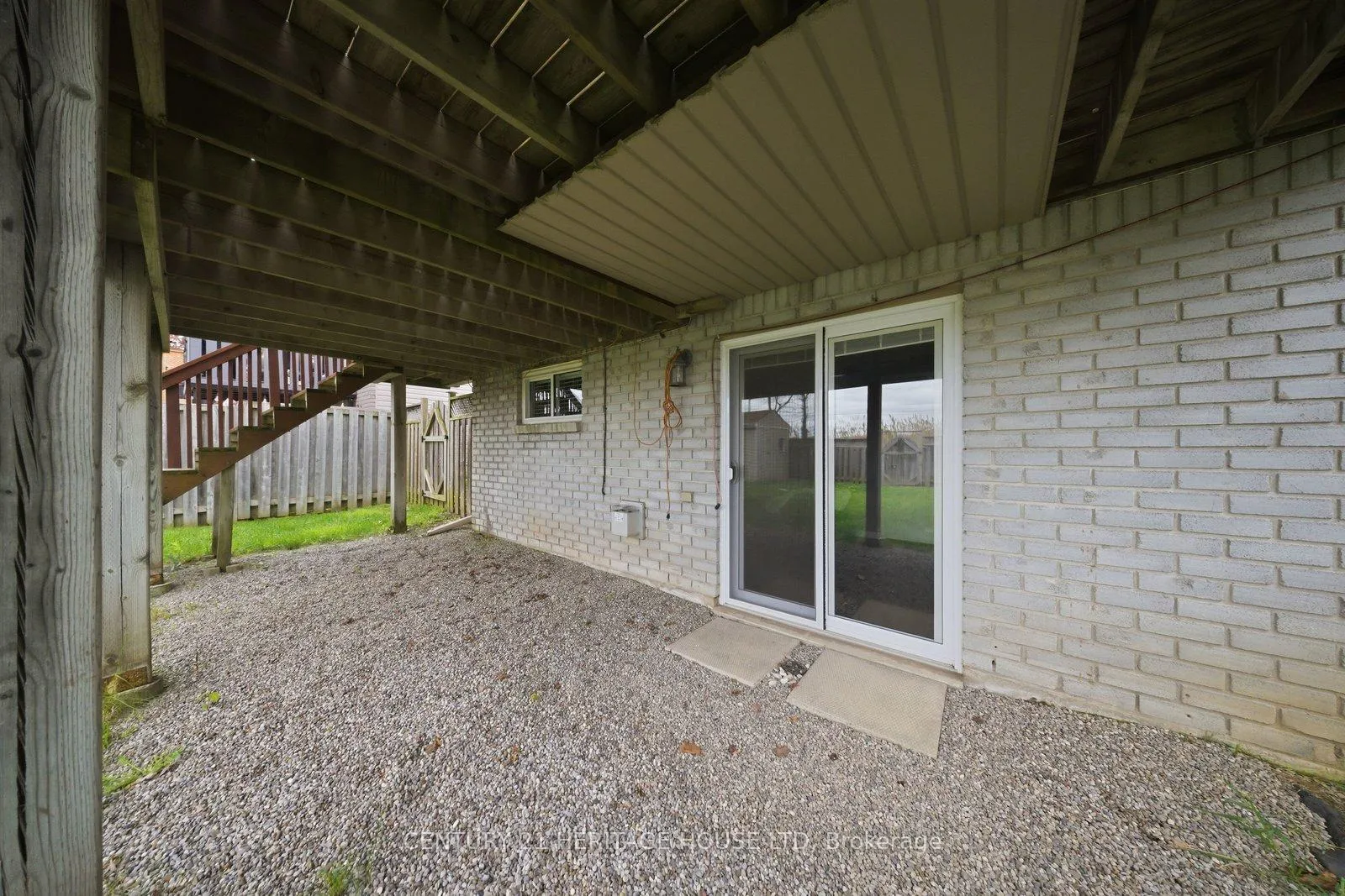 Photo 30 of 37 Anastasia Crescent, Brantford, Lynden Hills — HOMEH