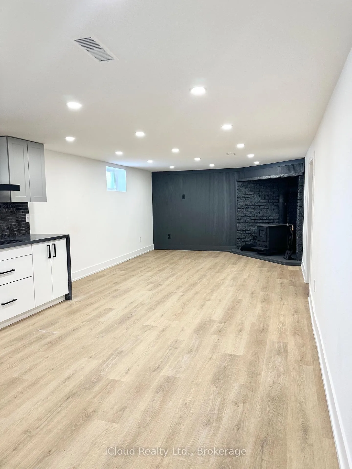 Photo 23 of 1416 Nash Road, Clarington, Courtice — HOMEH