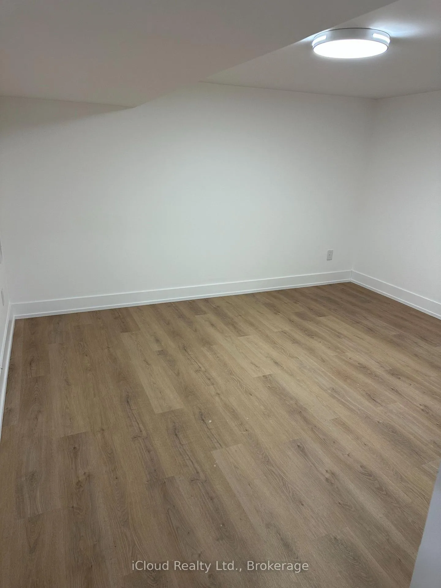 Photo 25 of 1416 Nash Road, Clarington, Courtice — HOMEH