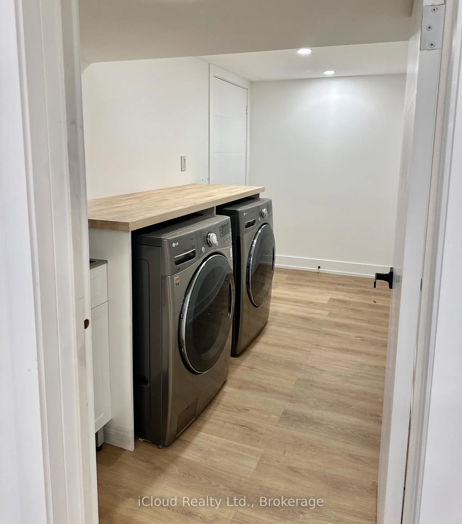 Photo 27 of 1416 Nash Road, Clarington, Courtice — HOMEH