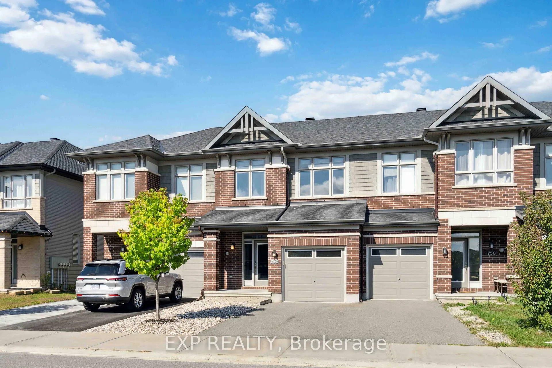 Photo 1 of 760 Carnelian Crescent, Ottawa, Riverside South/Gloucester Glen — HOMEH