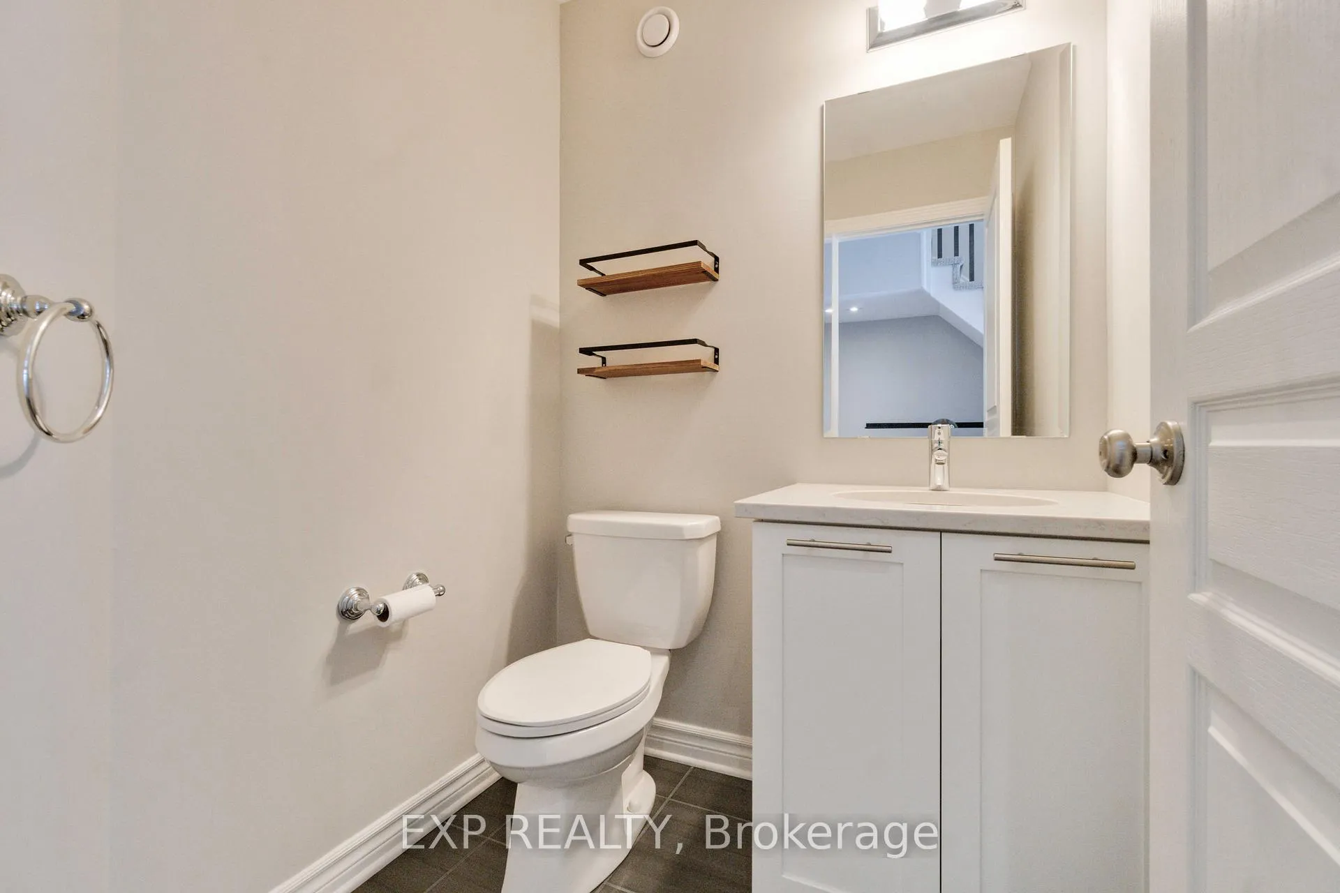 Photo 19 of 760 Carnelian Crescent, Ottawa, Riverside South/Gloucester Glen — HOMEH