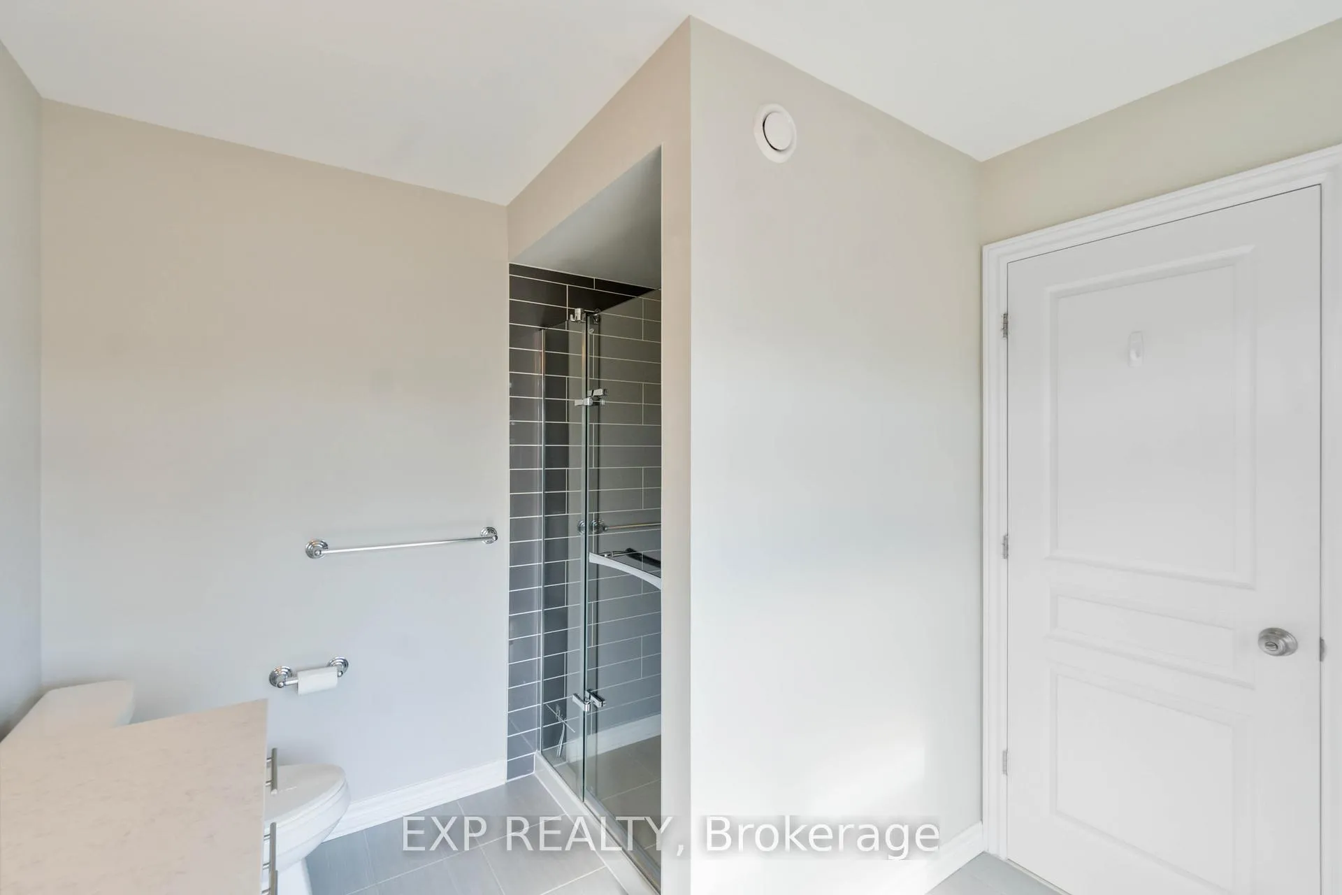 Photo 31 of 760 Carnelian Crescent, Ottawa, Riverside South/Gloucester Glen — HOMEH