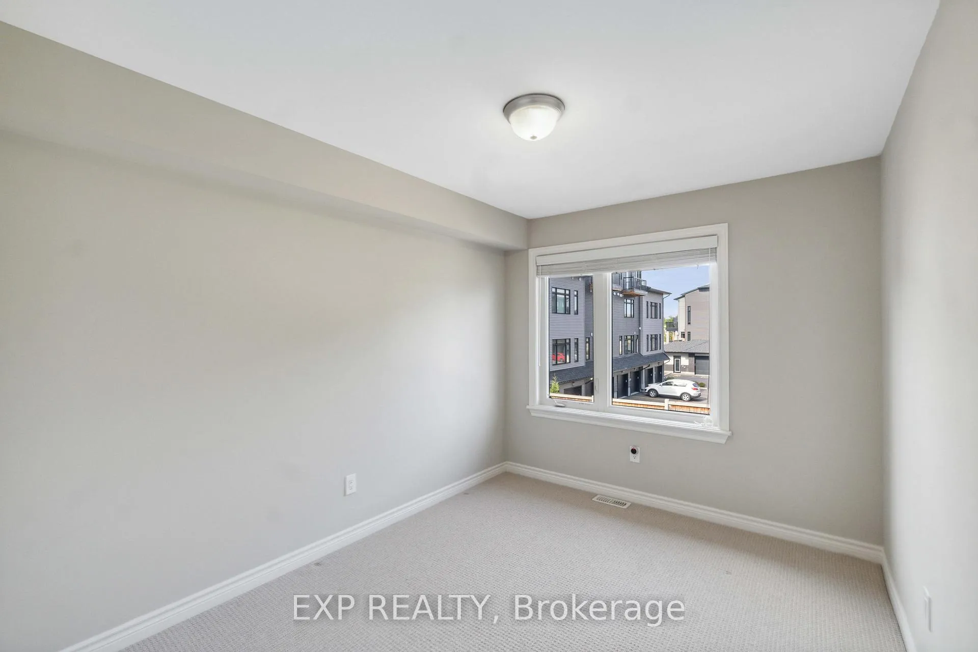 Photo 32 of 760 Carnelian Crescent, Ottawa, Riverside South/Gloucester Glen — HOMEH