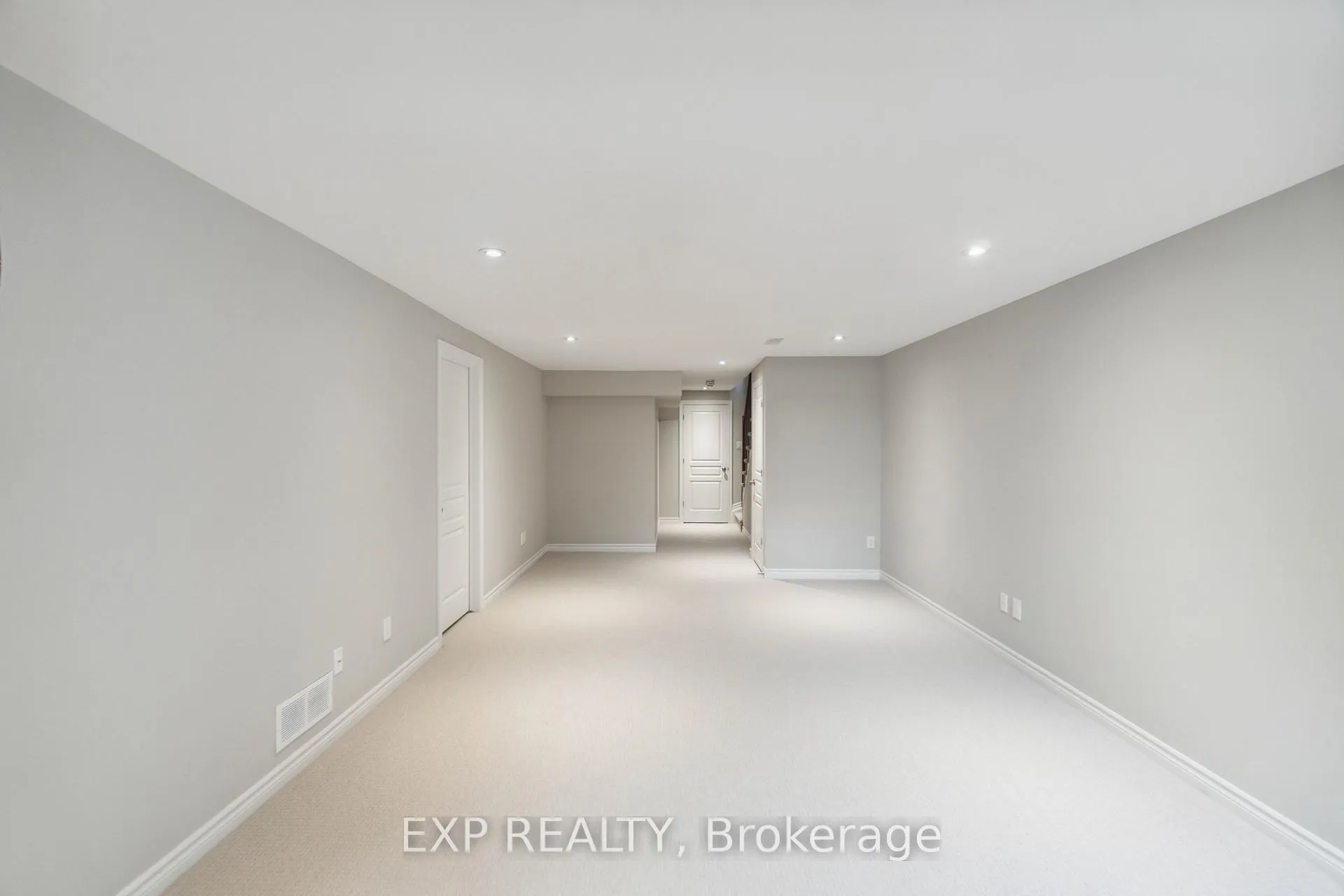 Photo 38 of 760 Carnelian Crescent, Ottawa, Riverside South/Gloucester Glen — HOMEH