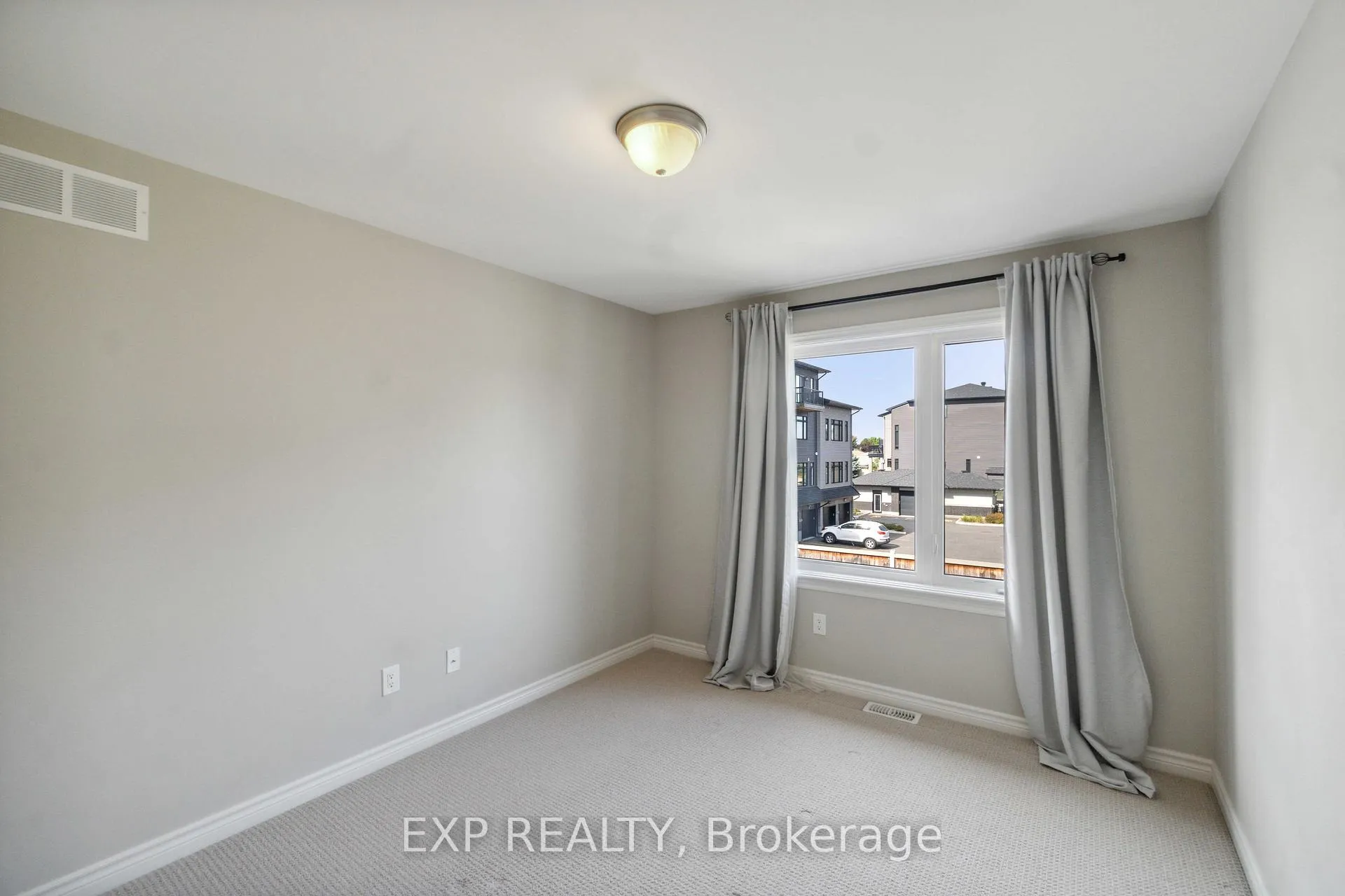 Photo 46 of 760 Carnelian Crescent, Ottawa, Riverside South/Gloucester Glen — HOMEH