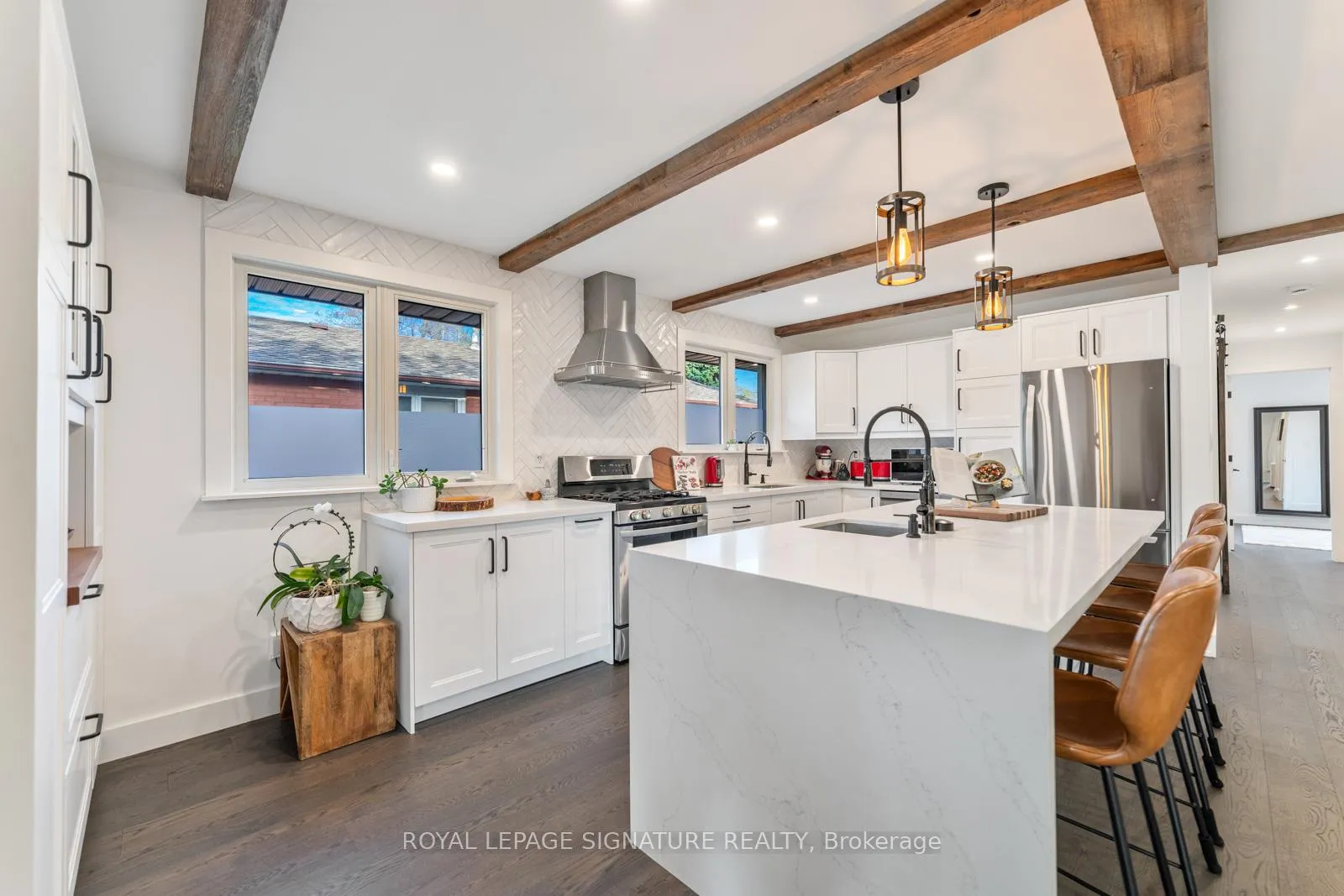 Photo 13 of 917 Vistula Drive, Pickering, West Shore — HOMEH