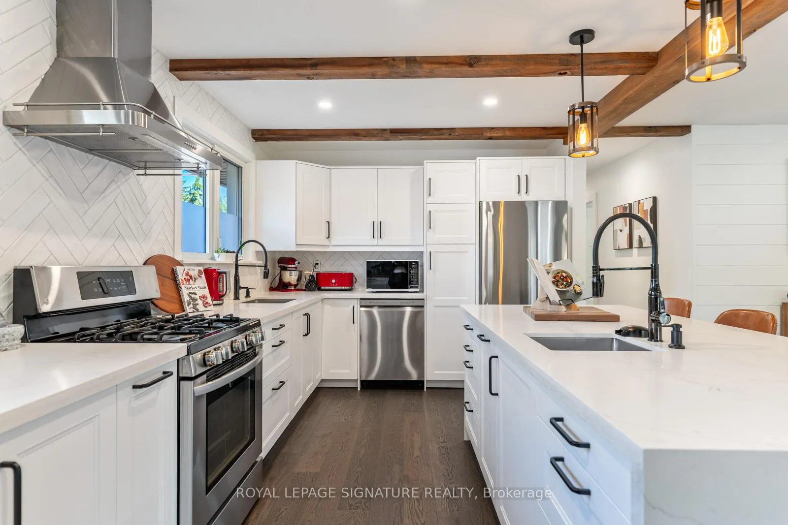 Photo 14 of 917 Vistula Drive, Pickering, West Shore — HOMEH