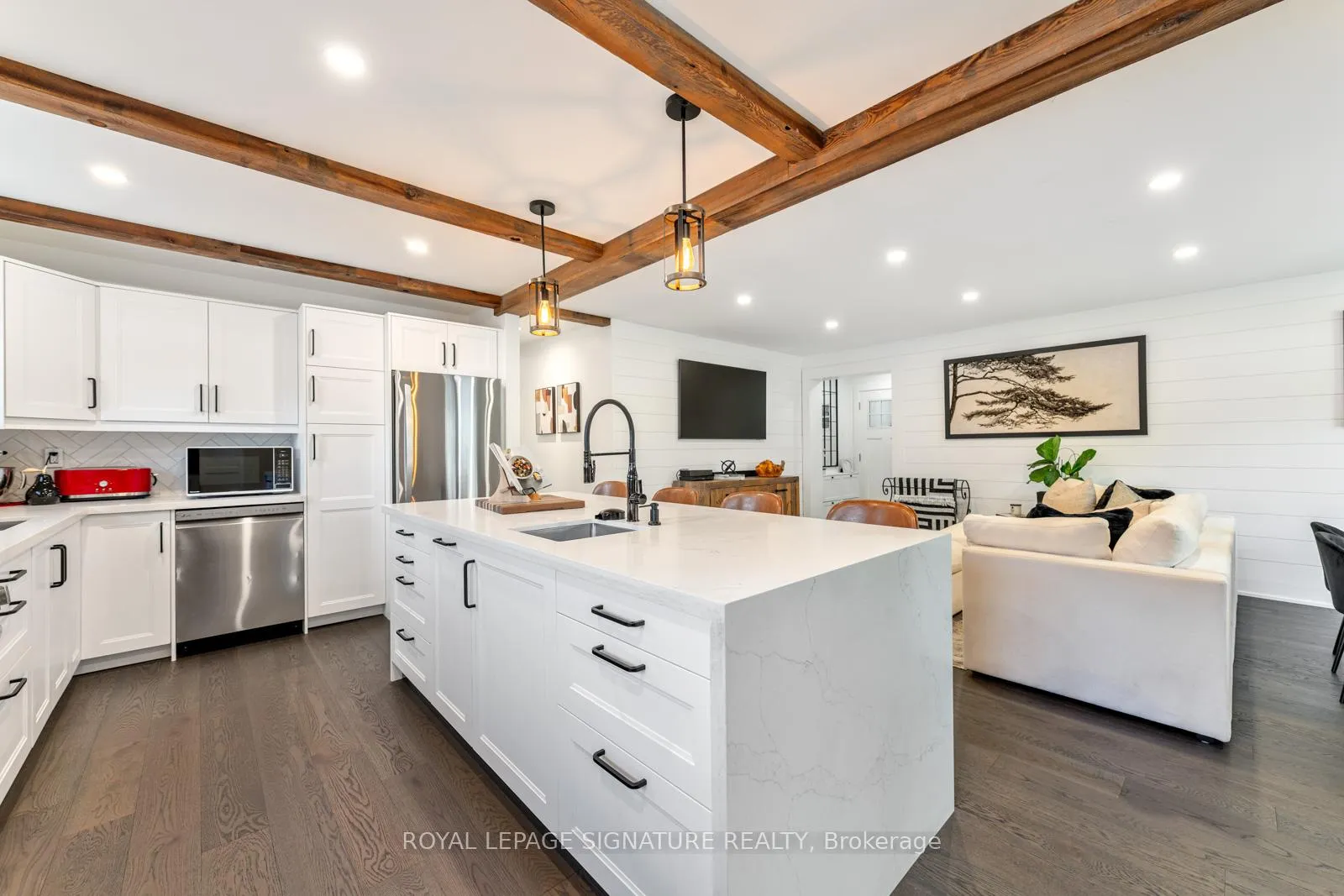 Photo 15 of 917 Vistula Drive, Pickering, West Shore — HOMEH