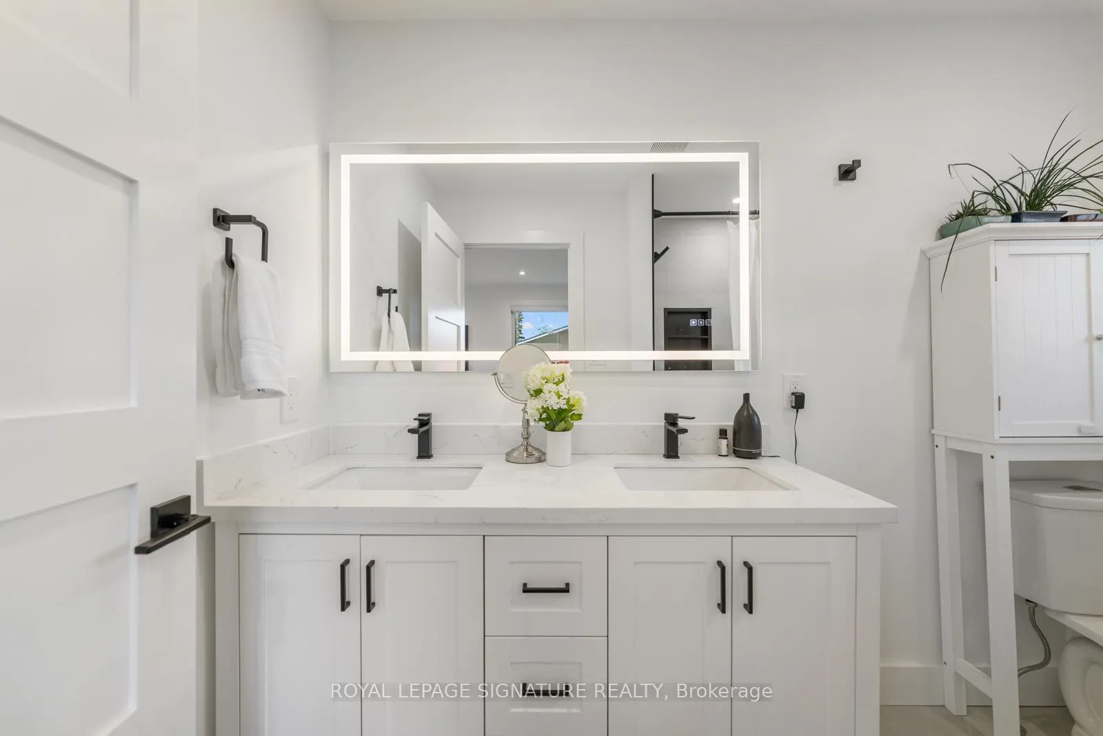 Photo 20 of 917 Vistula Drive, Pickering, West Shore — HOMEH