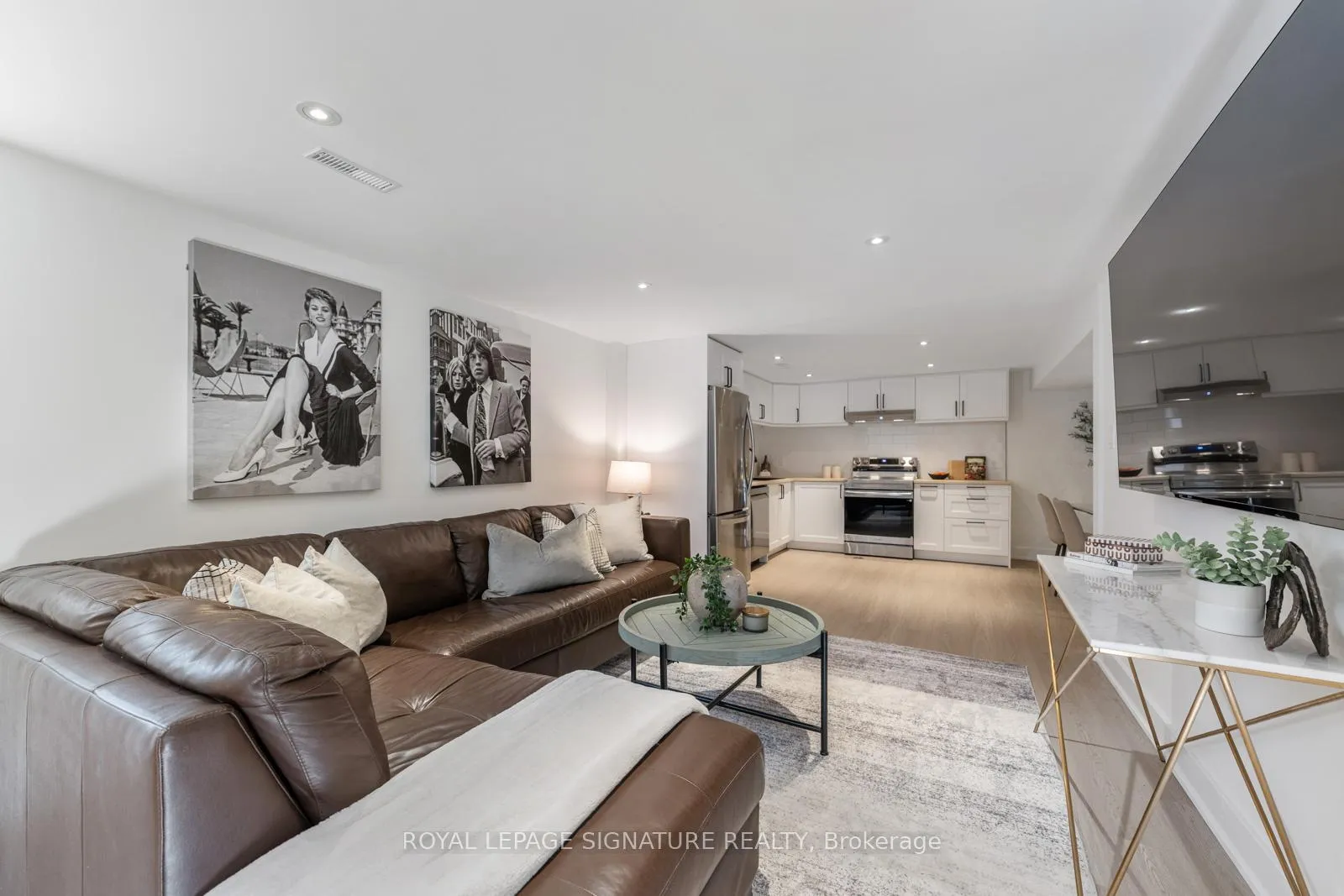 Photo 33 of 917 Vistula Drive, Pickering, West Shore — HOMEH