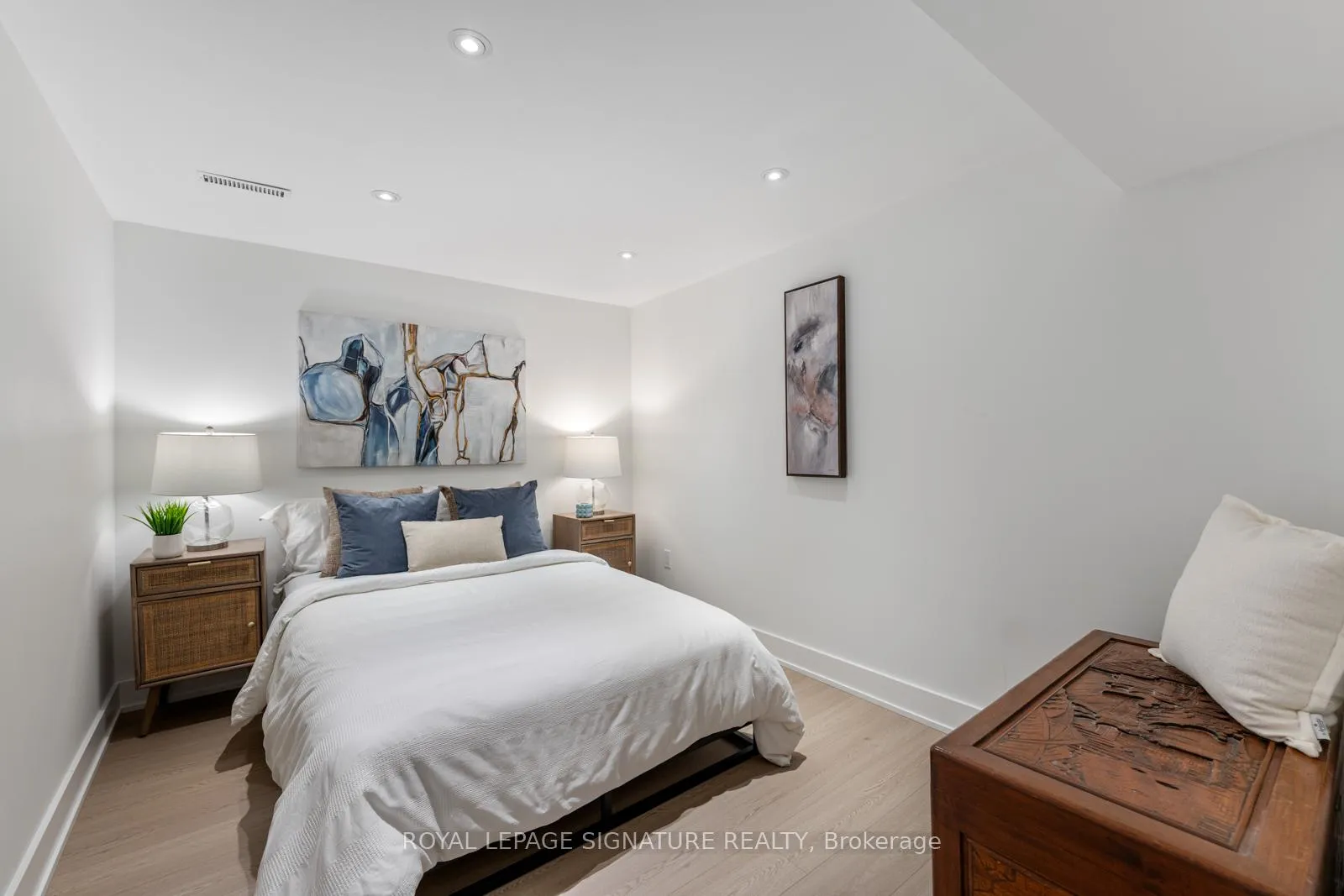 Photo 39 of 917 Vistula Drive, Pickering, West Shore — HOMEH