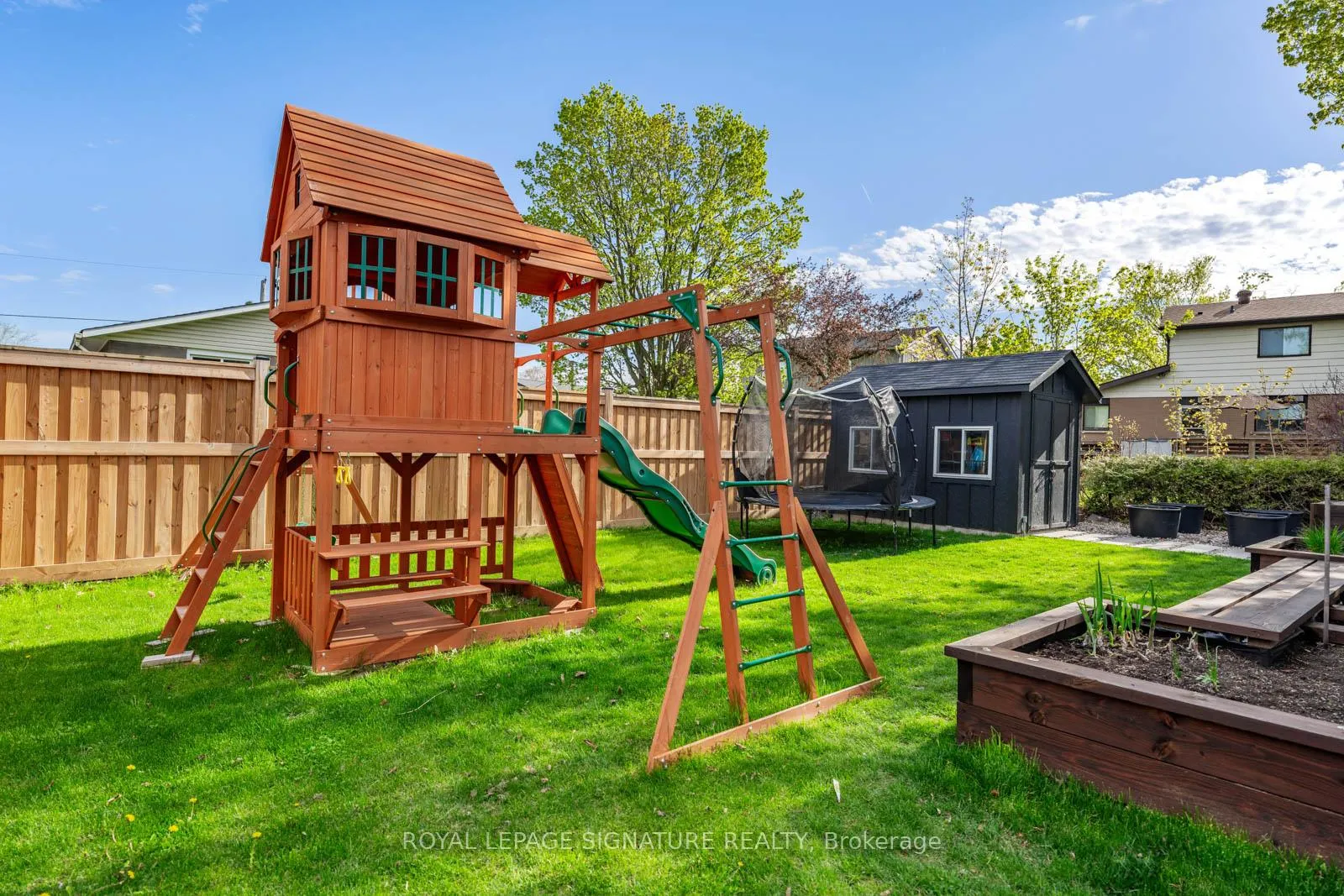 Photo 41 of 917 Vistula Drive, Pickering, West Shore — HOMEH