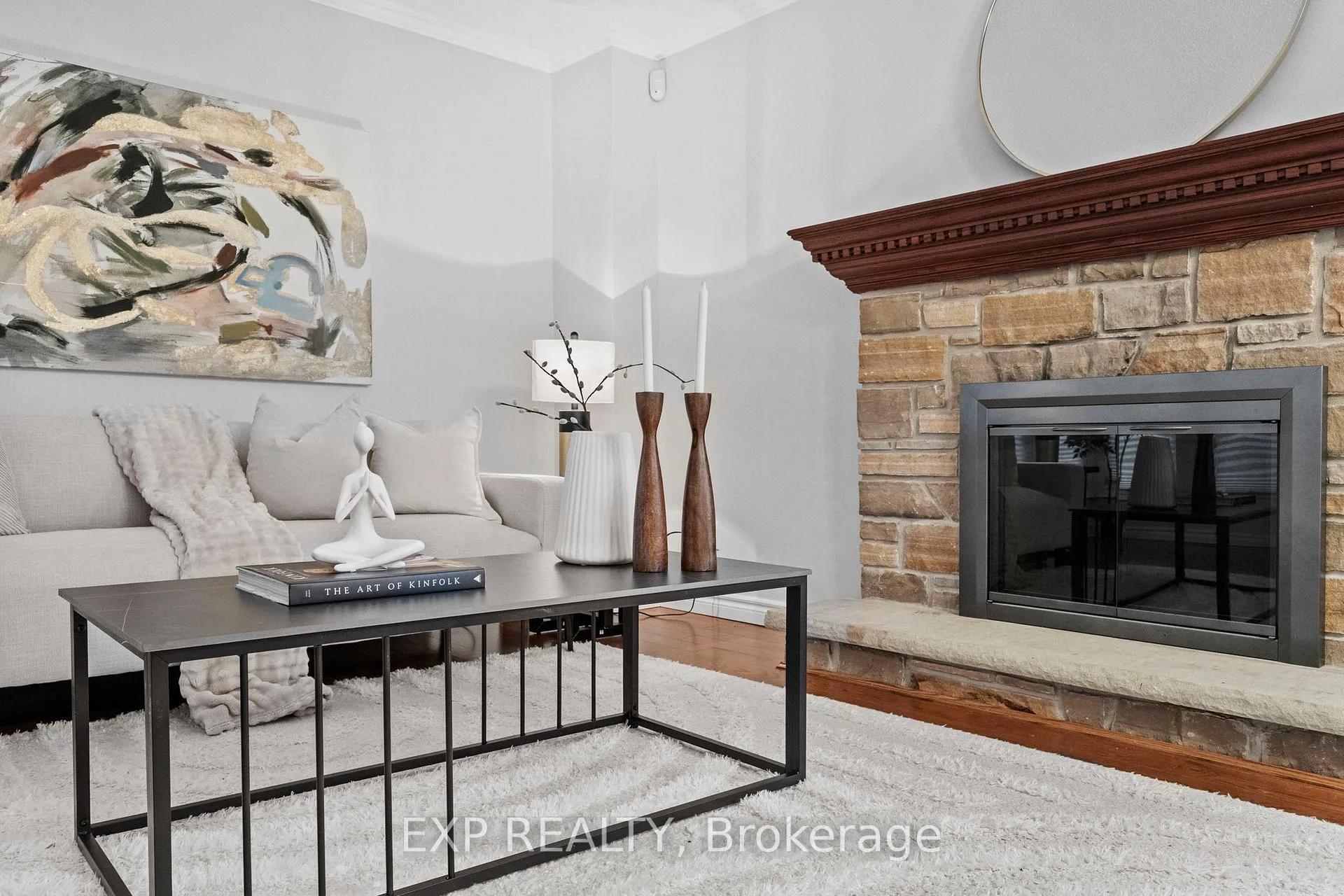 Photo 8 of 24 Juniper Crescent, Markham, Unionville — HOMEH