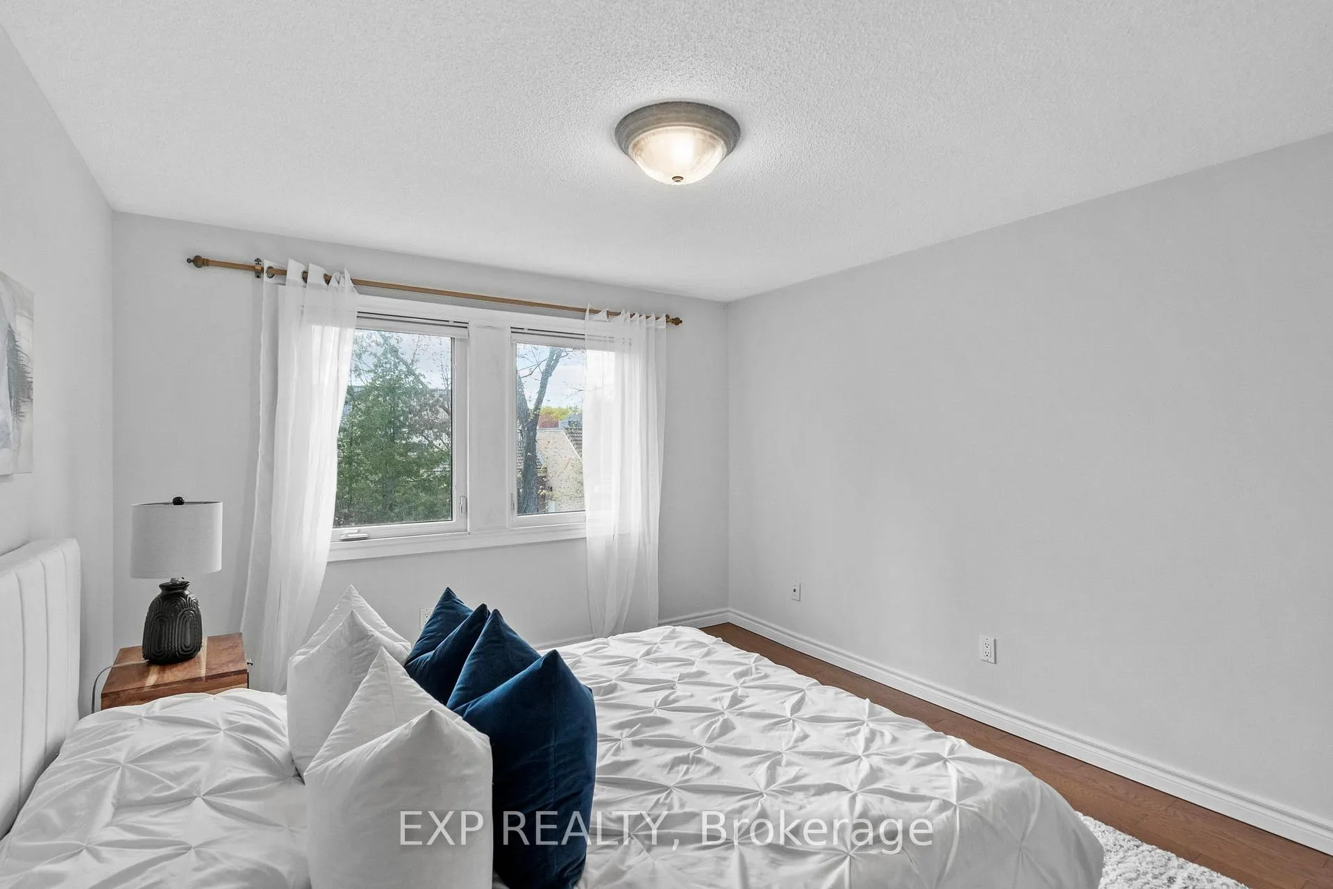 Photo 22 of 24 Juniper Crescent, Markham, Unionville — HOMEH