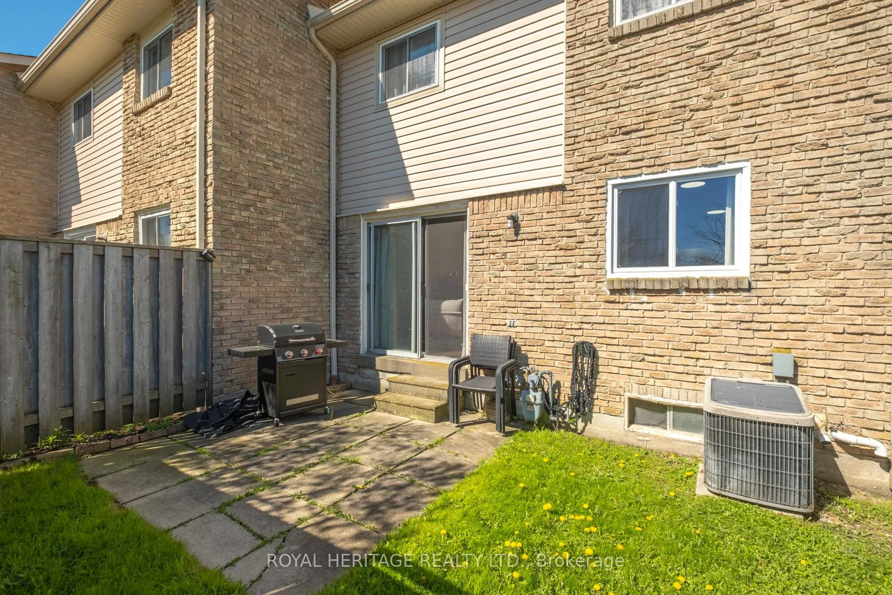 Photo 28 of 43 Clover Ridge Drive W, Ajax, South West — HOMEH
