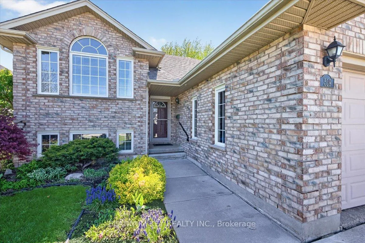 Photo 2 of 519 Darcy Drive, Strathroy-Caradoc, NE — HOMEH