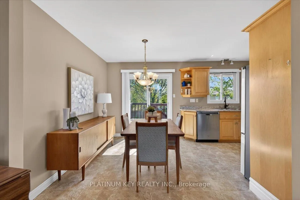 Photo 7 of 519 Darcy Drive, Strathroy-Caradoc, NE — HOMEH