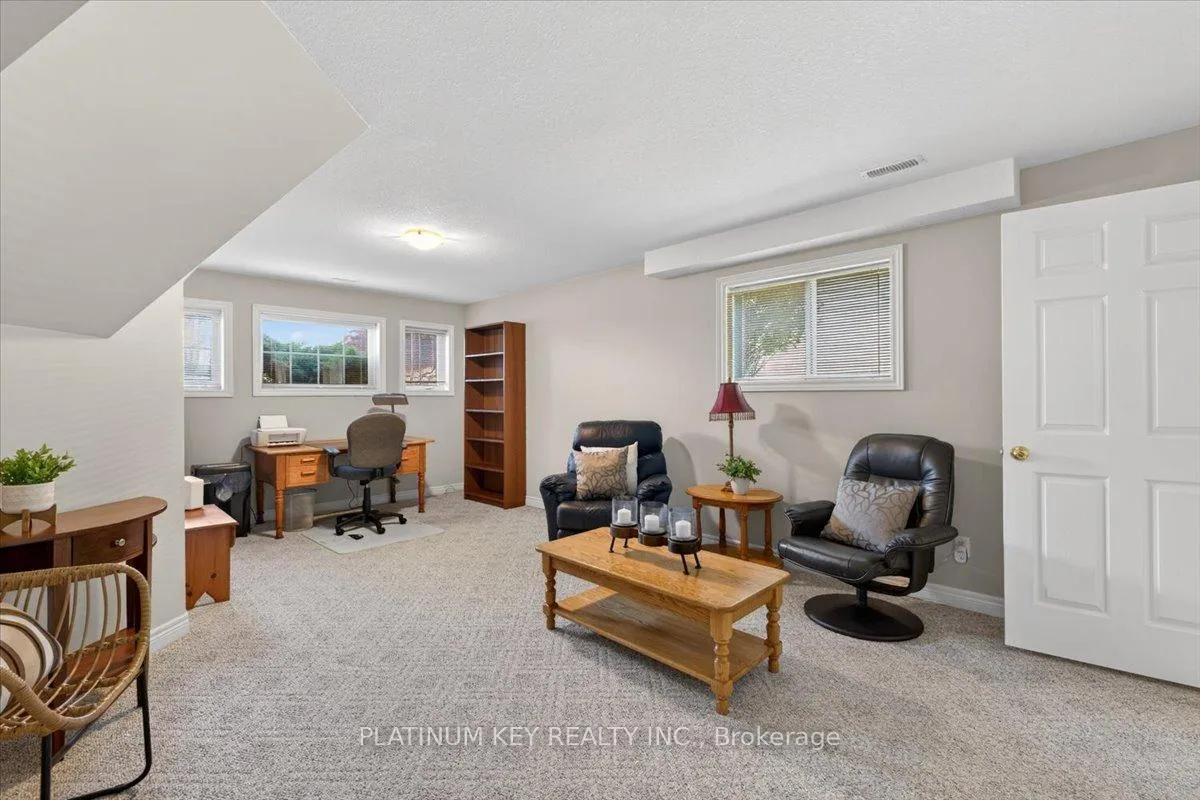 Photo 17 of 519 Darcy Drive, Strathroy-Caradoc, NE — HOMEH