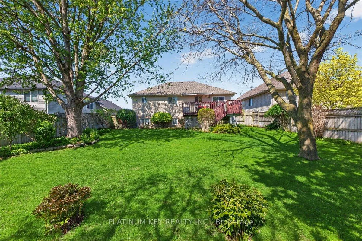 Photo 21 of 519 Darcy Drive, Strathroy-Caradoc, NE — HOMEH