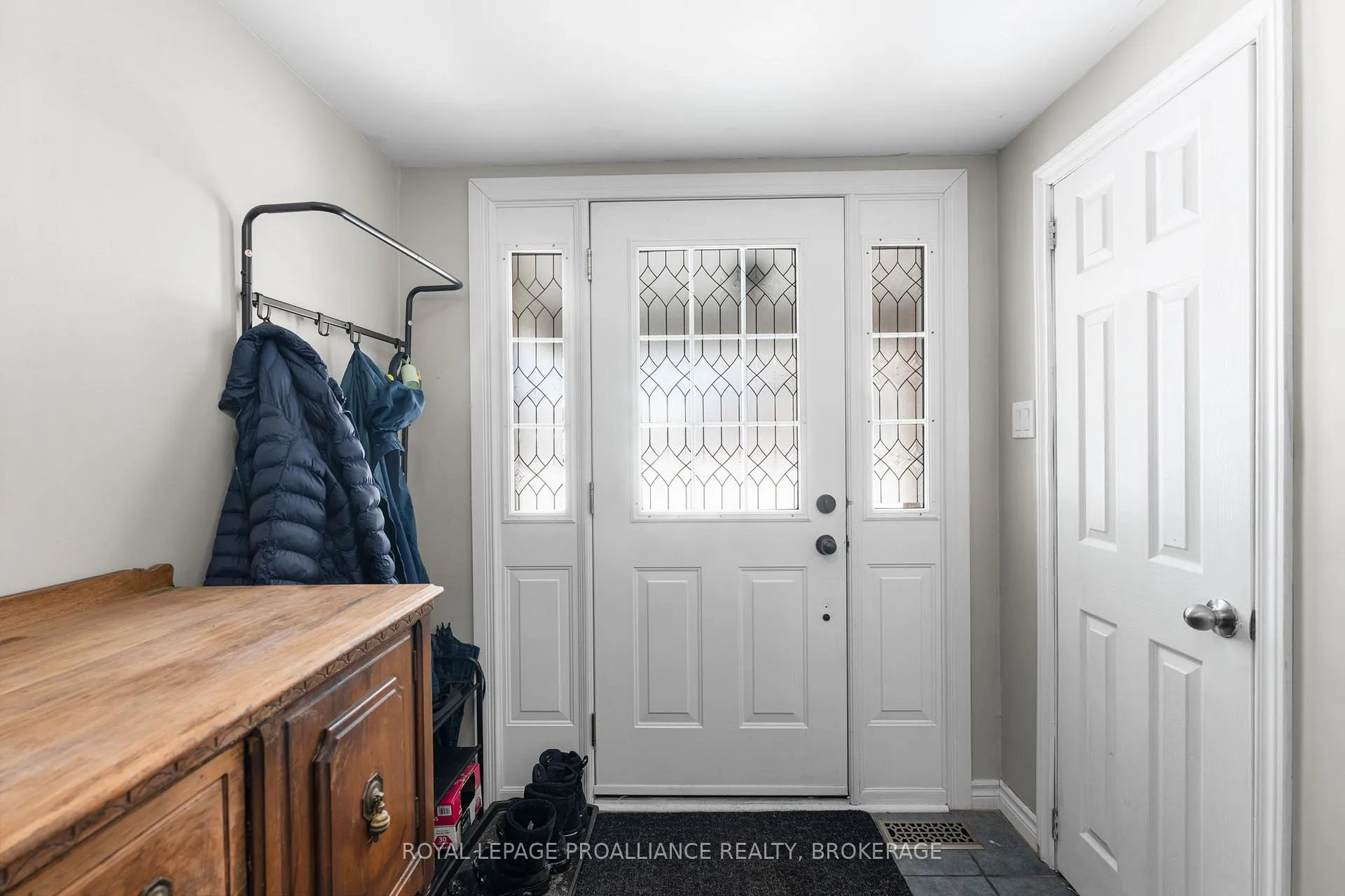 Photo 5 of 296 Olympus Avenue, Kingston, City Southwest — HOMEH