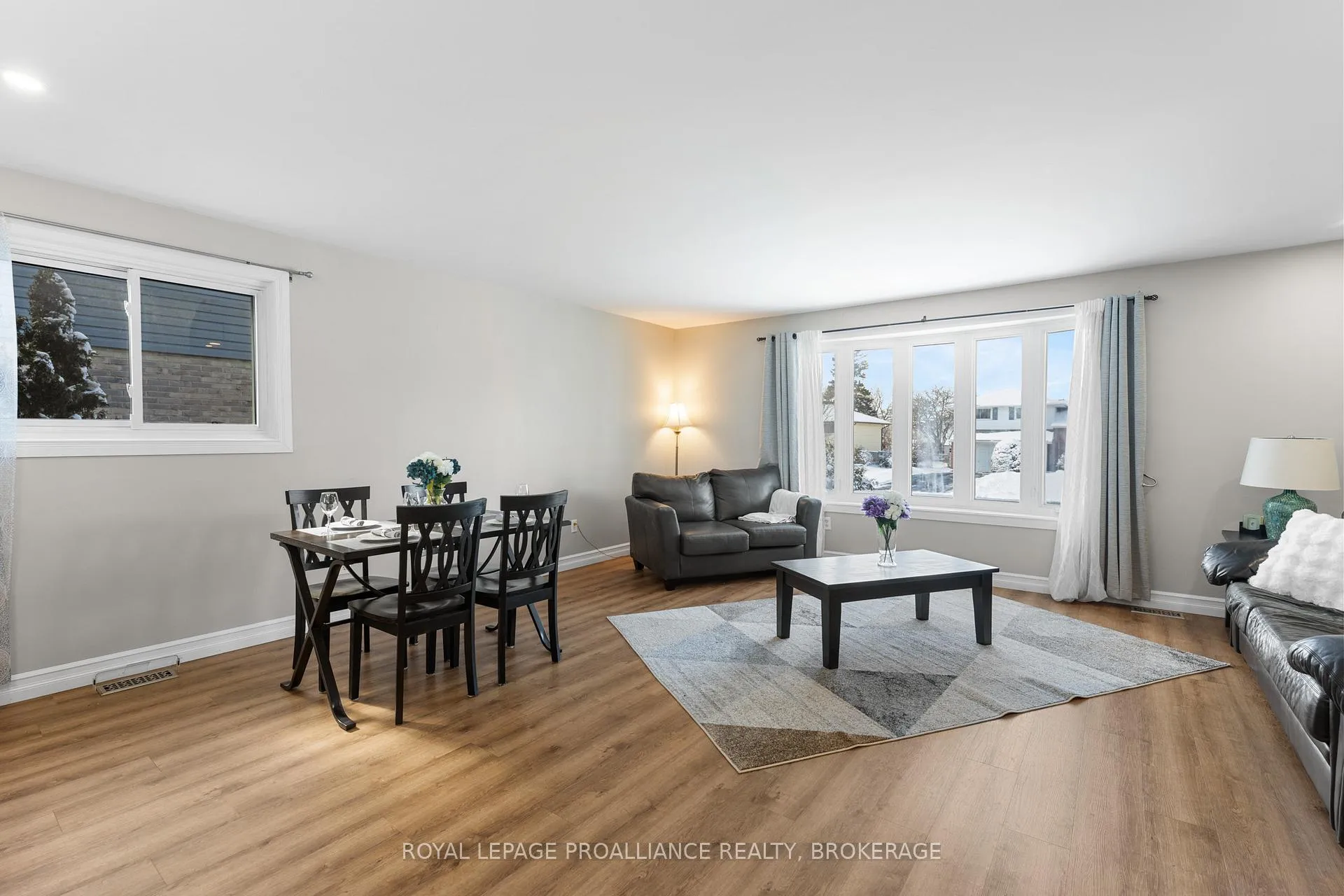 Photo 16 of 296 Olympus Avenue, Kingston, City Southwest — HOMEH