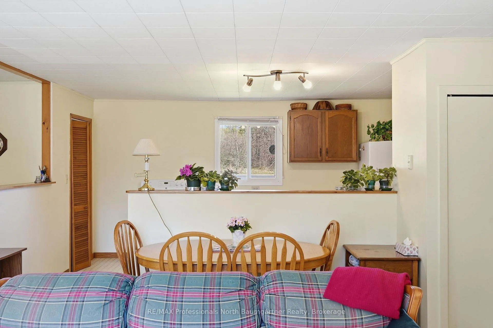 Photo 7 of 4112 Deep Bay Road, Minden Hills, Lutterworth — HOMEH