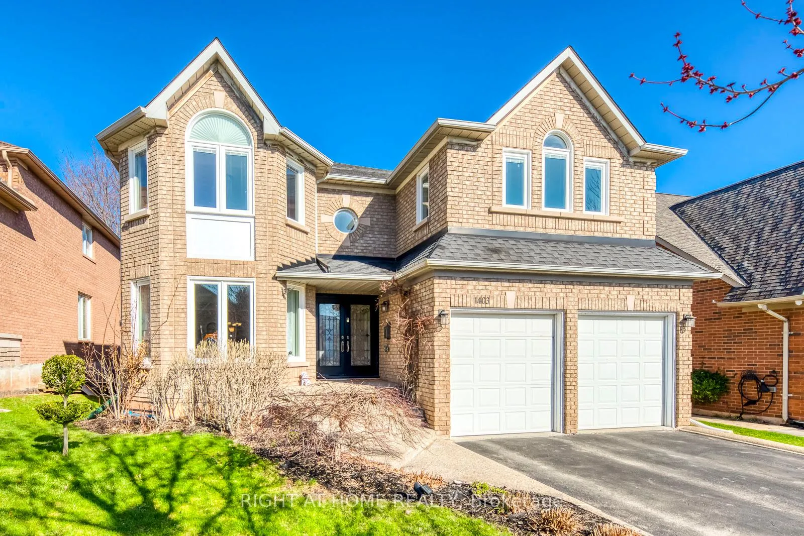 Front of 1403 Bayshire Drive