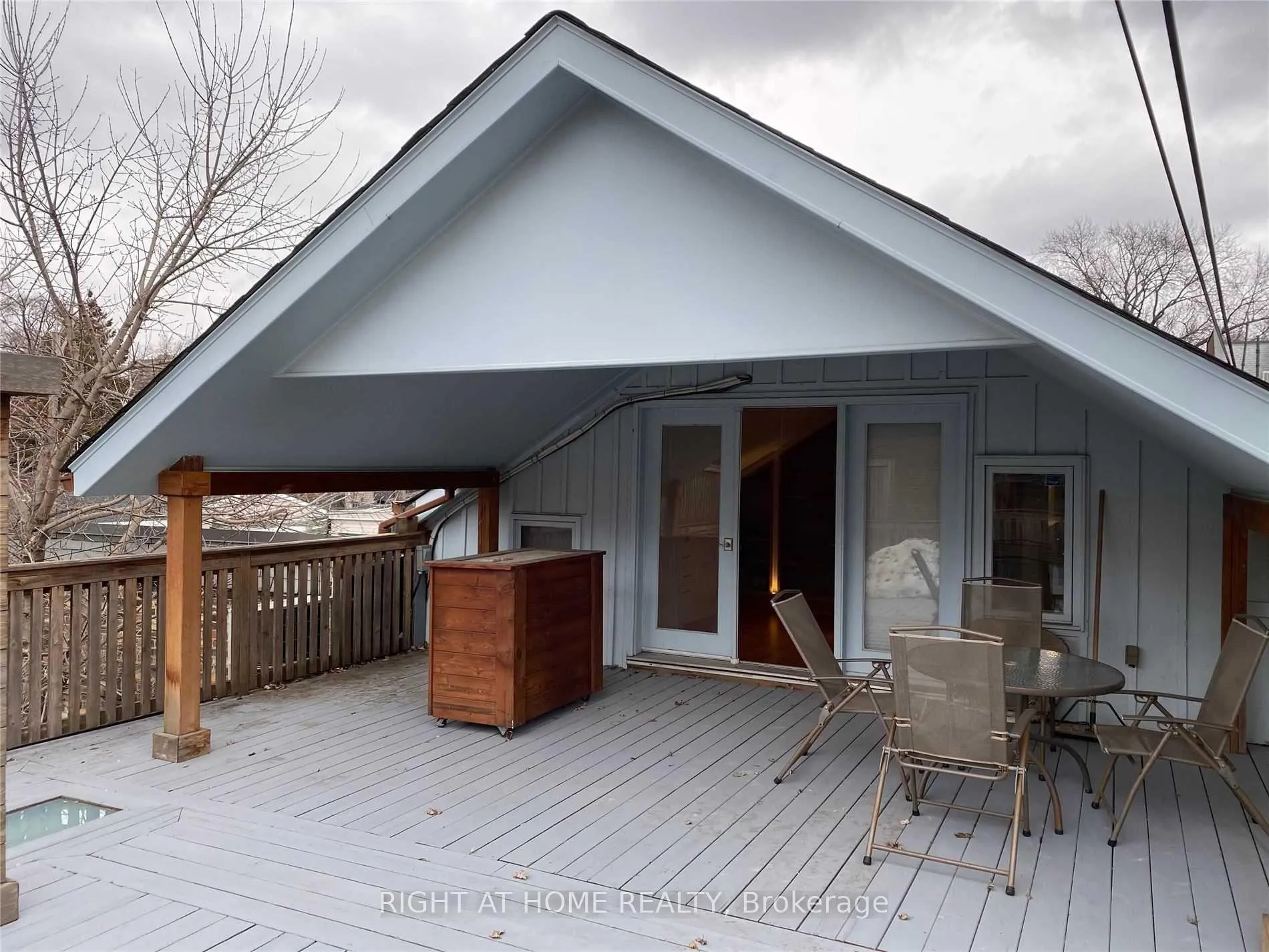 Photo 4 of 22 Croft Street, Toronto, University — HOMEH