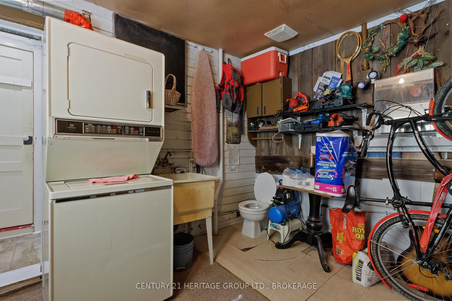 Photo 31 of 126 Charles Street, Kingston, East of Sir John A. Blvd — HOMEH