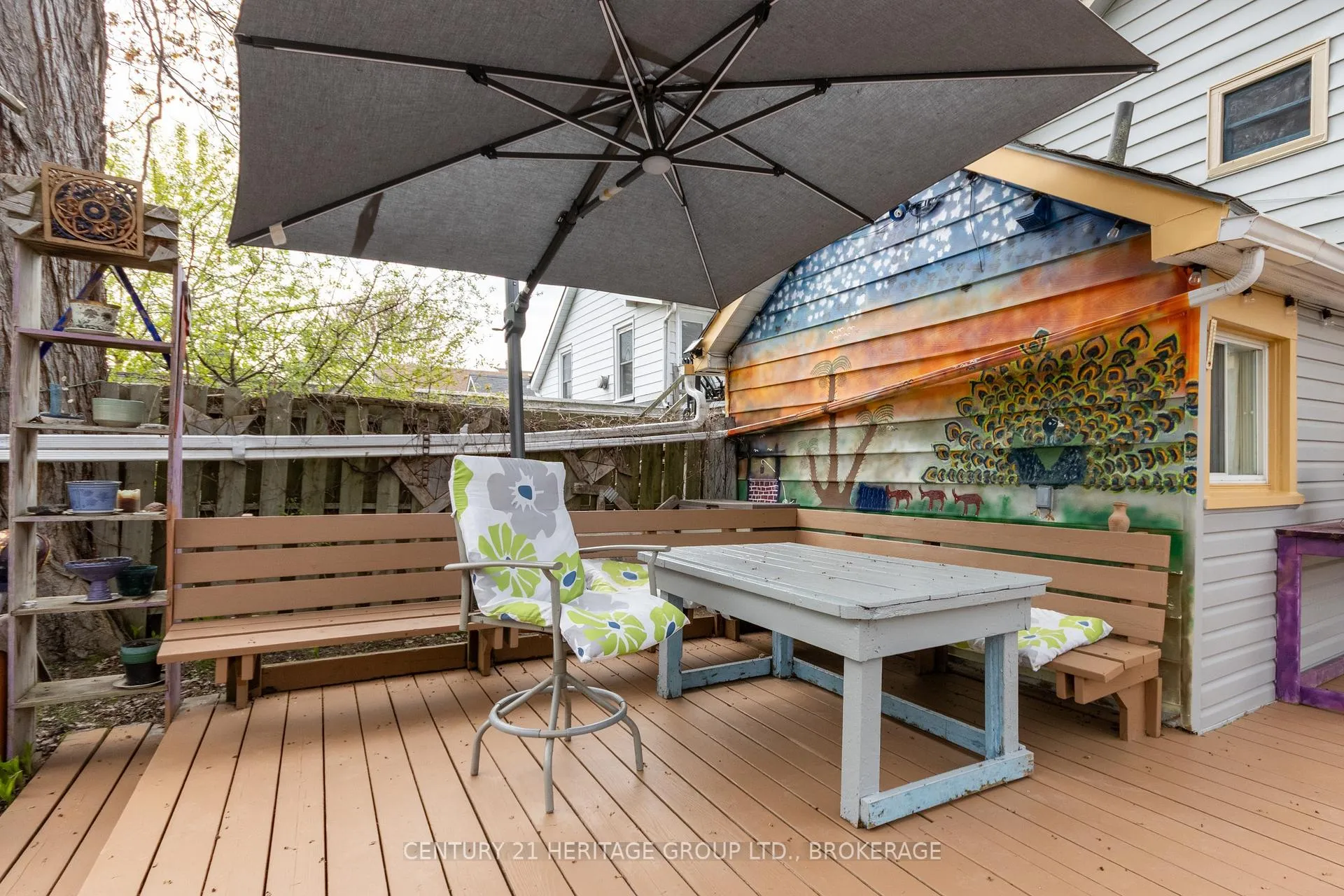 Photo 33 of 126 Charles Street, Kingston, East of Sir John A. Blvd — HOMEH